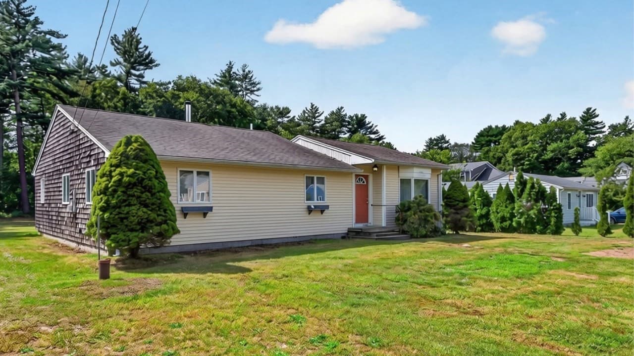 Single Family Residence at 37 Chipaway Rd, Freetown MA 02717, Freetown, photo 21 of 27