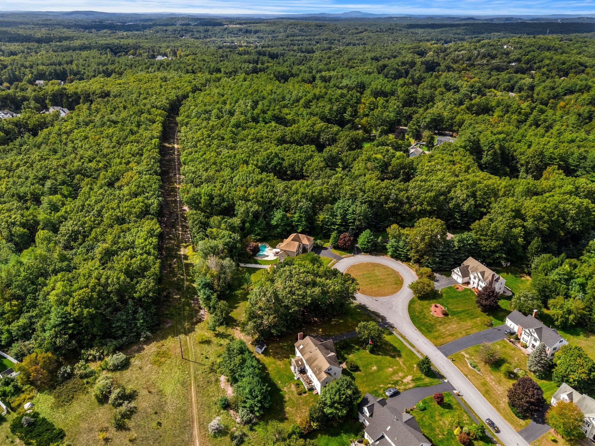 Single Family Residence at 8 Jack Rabbit Ln, Westford MA 01886, Westford, photo 38 of 39