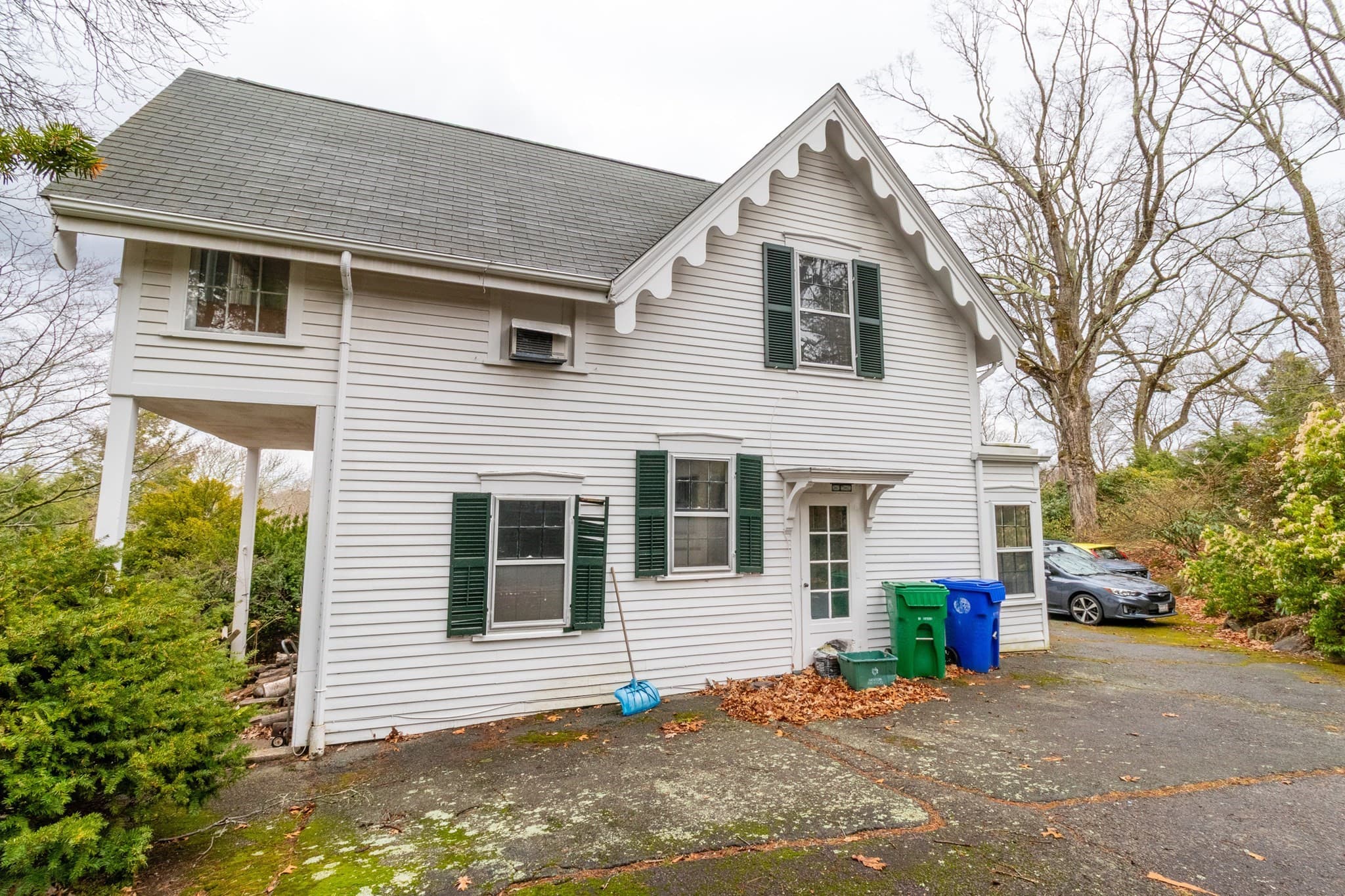 Single Family Residence at 140 Pleasant St, Newton MA 02459, Newton, photo 6 of 40