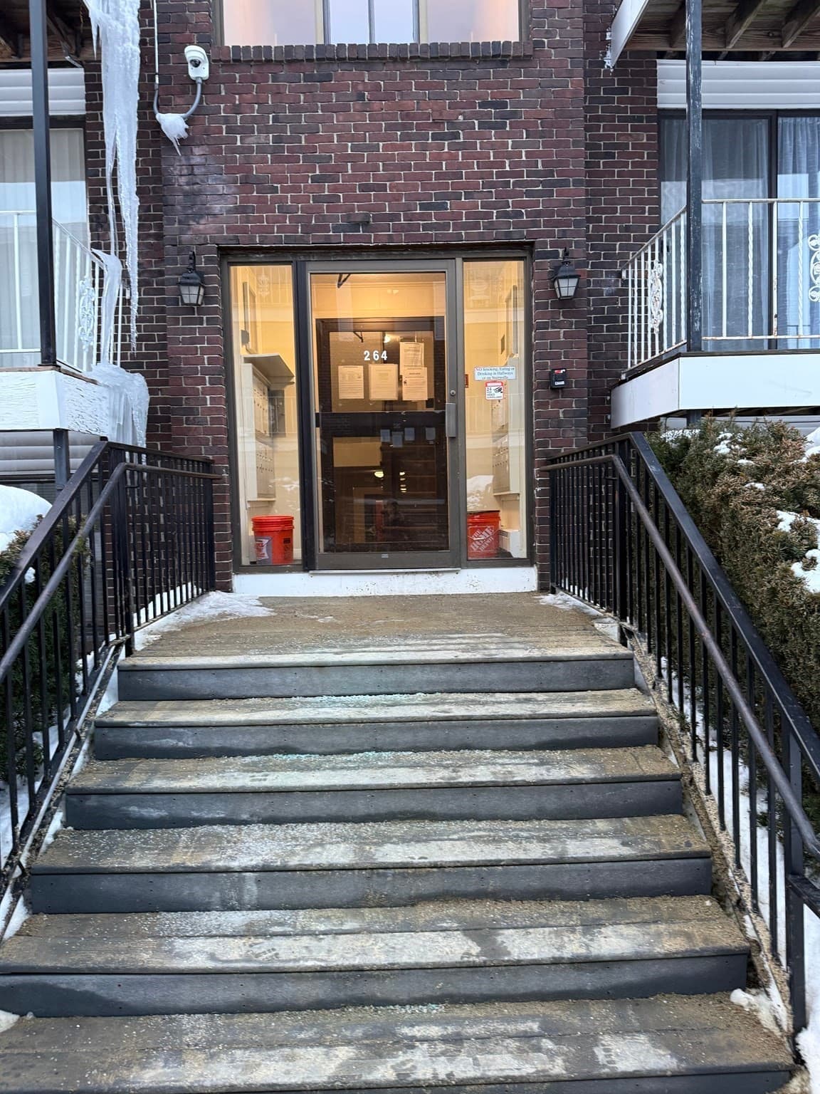 Condominium at 264 East Haverhill # 2, Lawrence MA 01841, Lawrence, photo 2 of 12