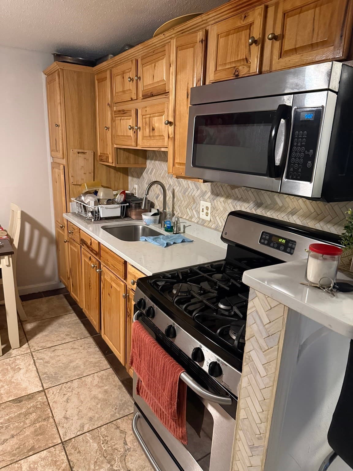 Condominium at 264 East Haverhill # 2, Lawrence MA 01841, Lawrence, photo 5 of 12