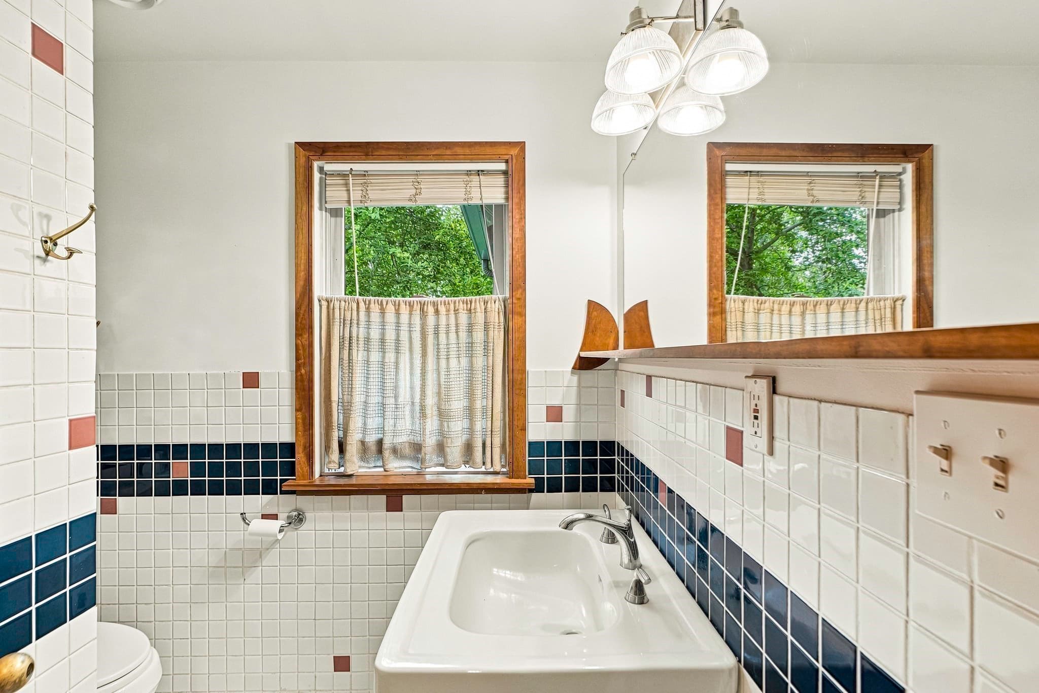 Single Family Residence at 10 Half Moon Hill # 10, Acton MA 01720, Acton, photo 13 of 36