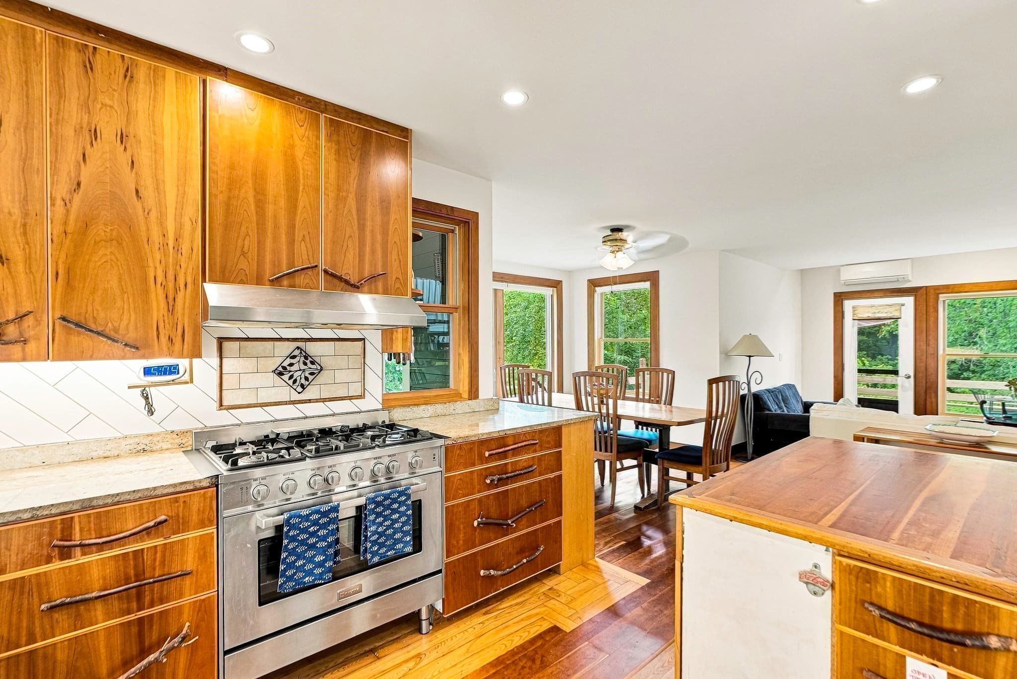Single Family Residence at 10 Half Moon Hill # 10, Acton MA 01720, Acton, photo 7 of 36