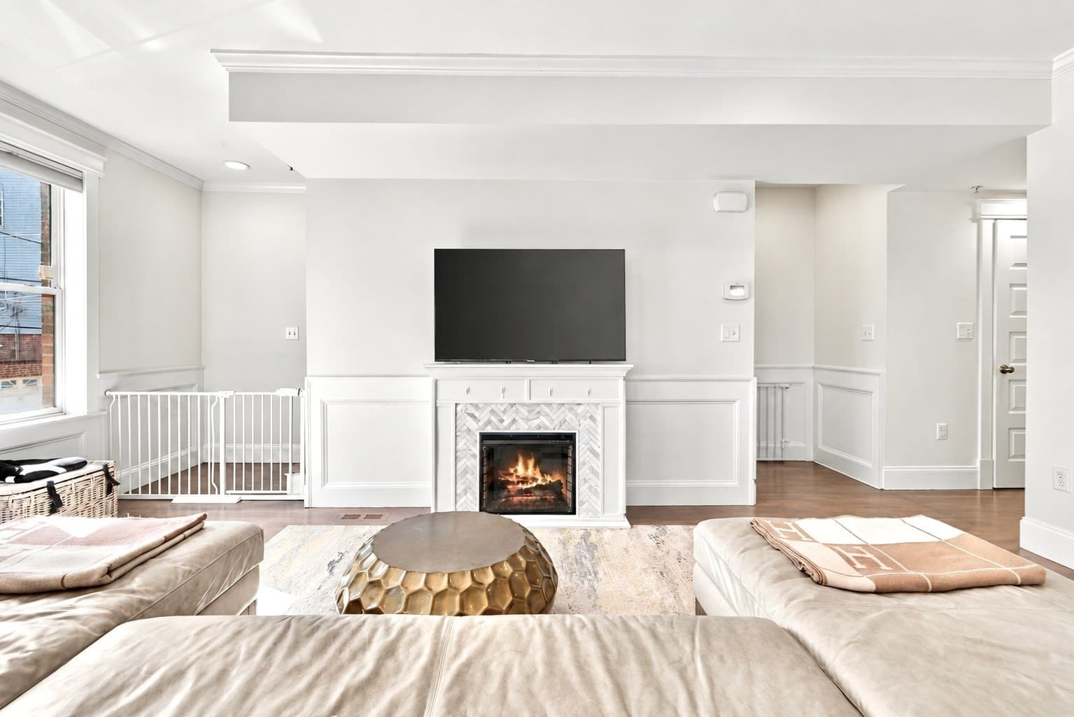 Single Family Residence at 44 Sackville St, Boston MA 02129, Boston, photo 5 of 27