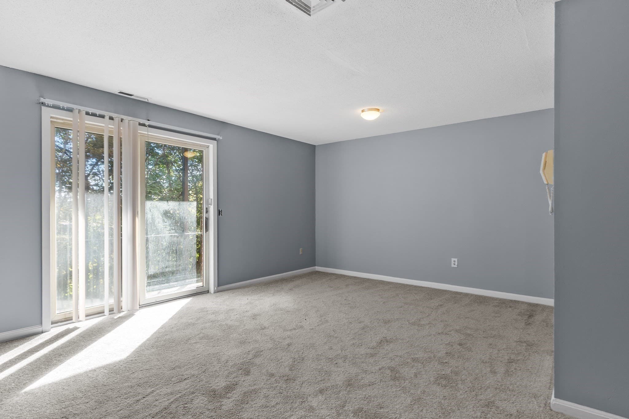 Condominium at 1508 Gorham Street # 102, Lowell MA 01852, Lowell, photo 7 of 23