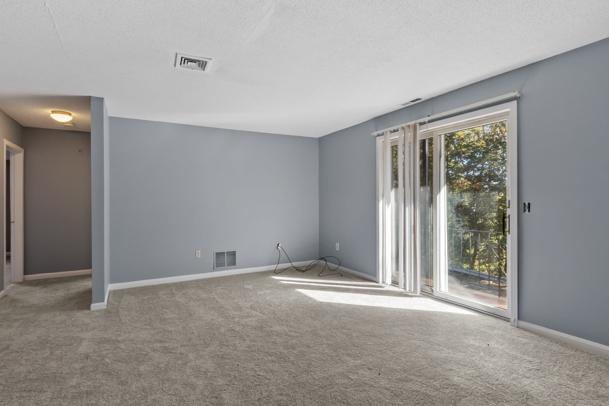 Condominium at 1508 Gorham Street # 102, Lowell MA 01852, Lowell, photo 5 of 23