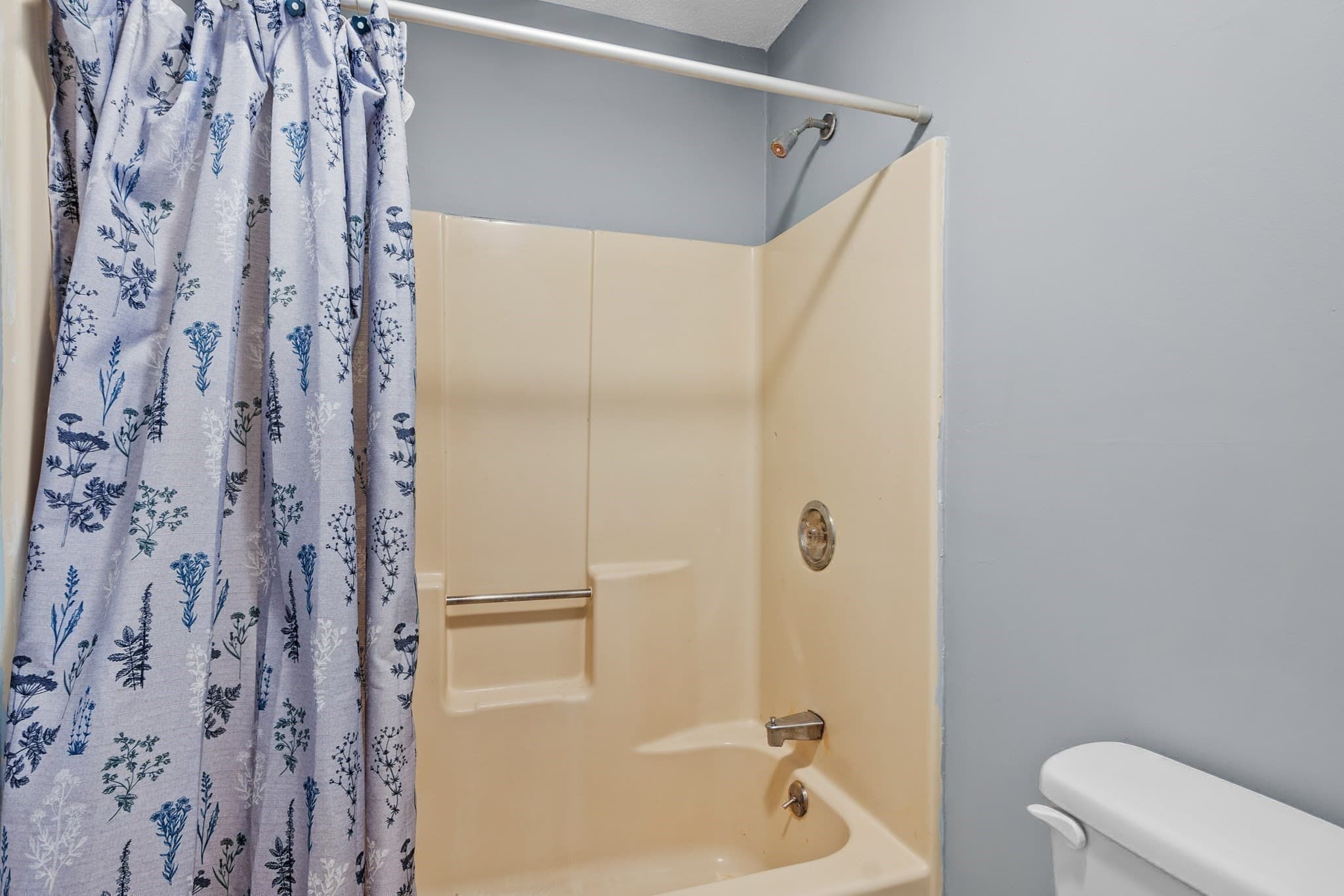 Condominium at 1508 Gorham Street # 102, Lowell MA 01852, Lowell, photo 10 of 23