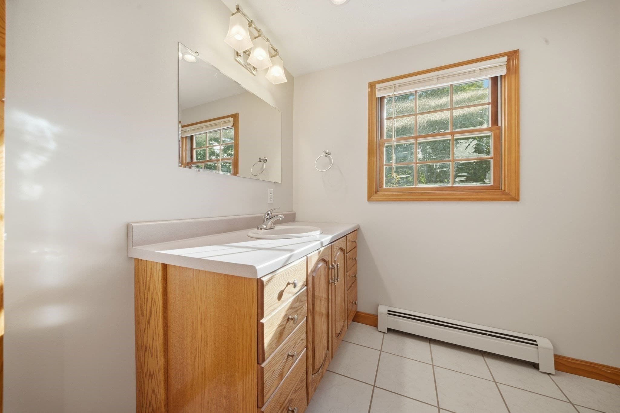 Single Family Residence at 1289 Whipple Rd, Tewksbury MA 01876, Tewksbury, photo 9 of 41
