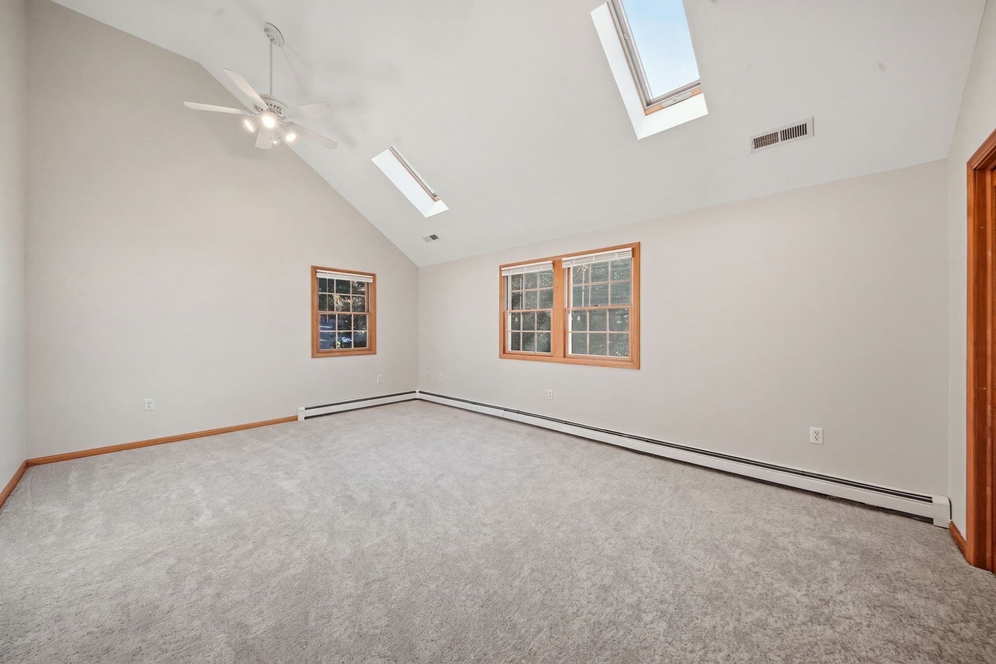 Single Family Residence at 1289 Whipple Rd, Tewksbury MA 01876, Tewksbury, photo 18 of 41