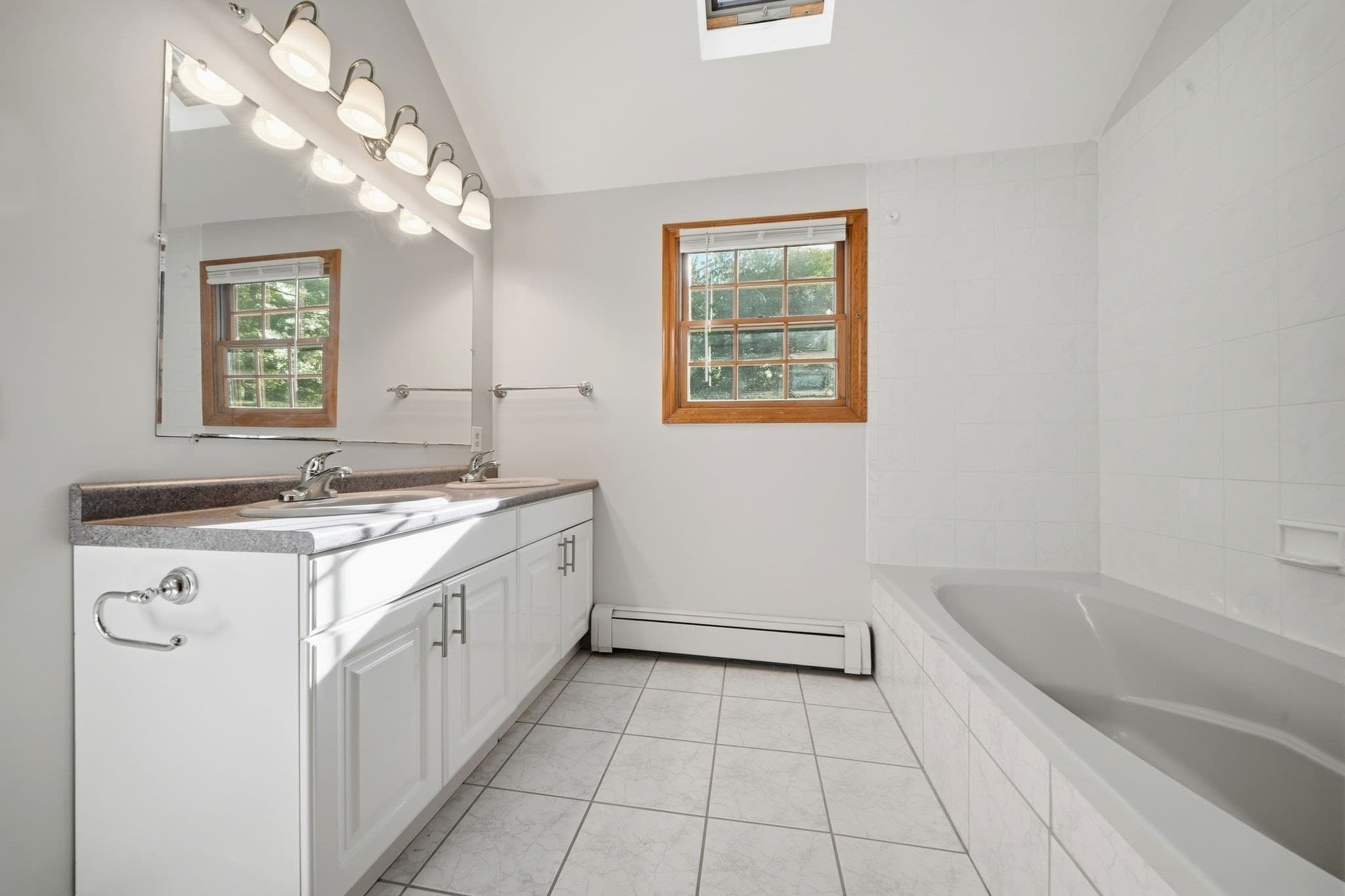 Single Family Residence at 1289 Whipple Rd, Tewksbury MA 01876, Tewksbury, photo 15 of 41