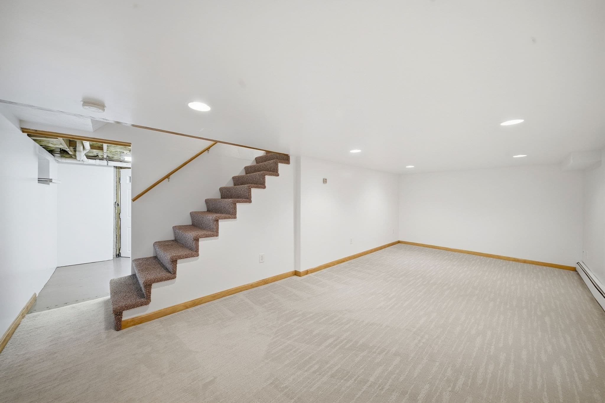 Single Family Residence at 1289 Whipple Rd, Tewksbury MA 01876, Tewksbury, photo 31 of 41