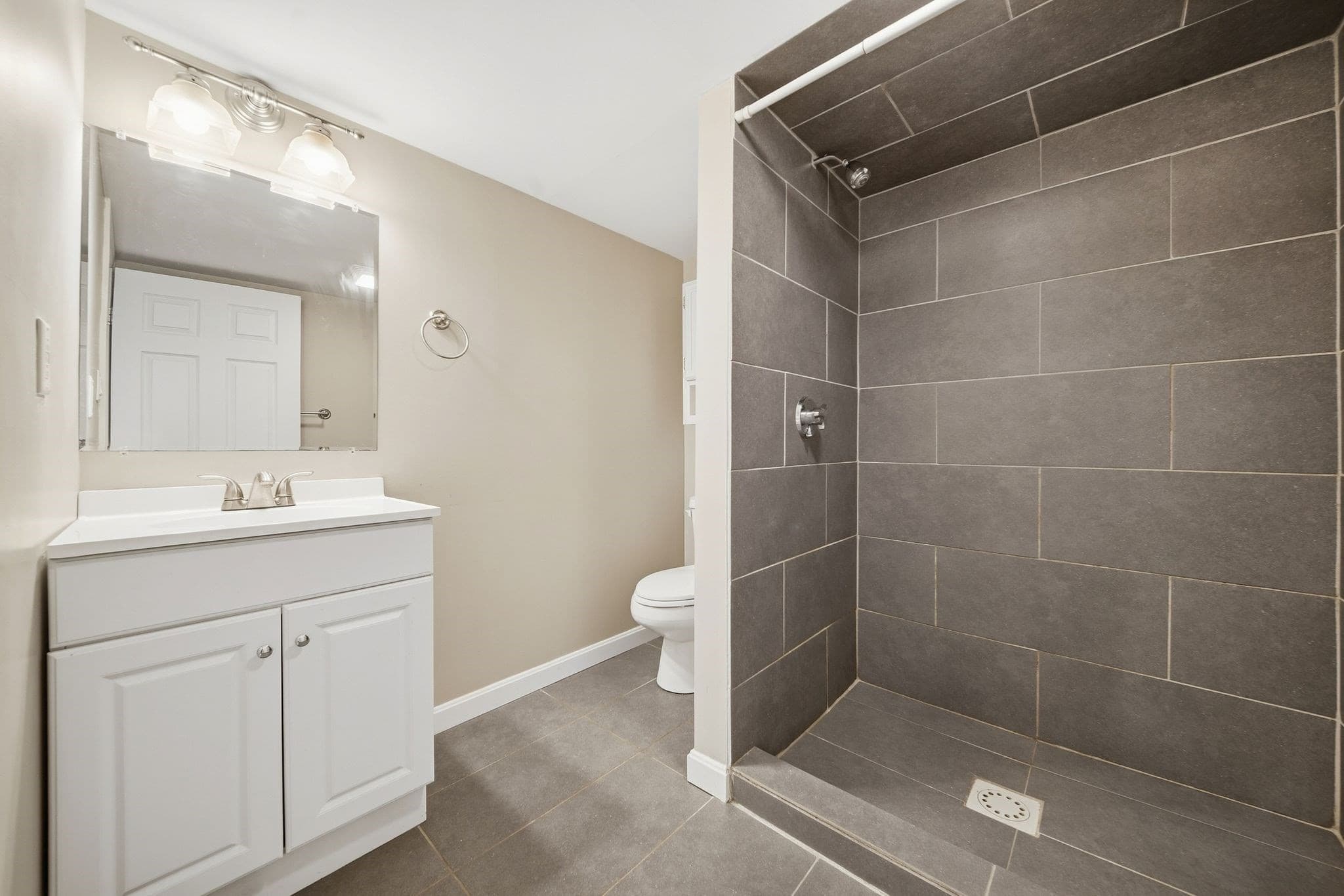 Single Family Residence at 1289 Whipple Rd, Tewksbury MA 01876, Tewksbury, photo 29 of 41