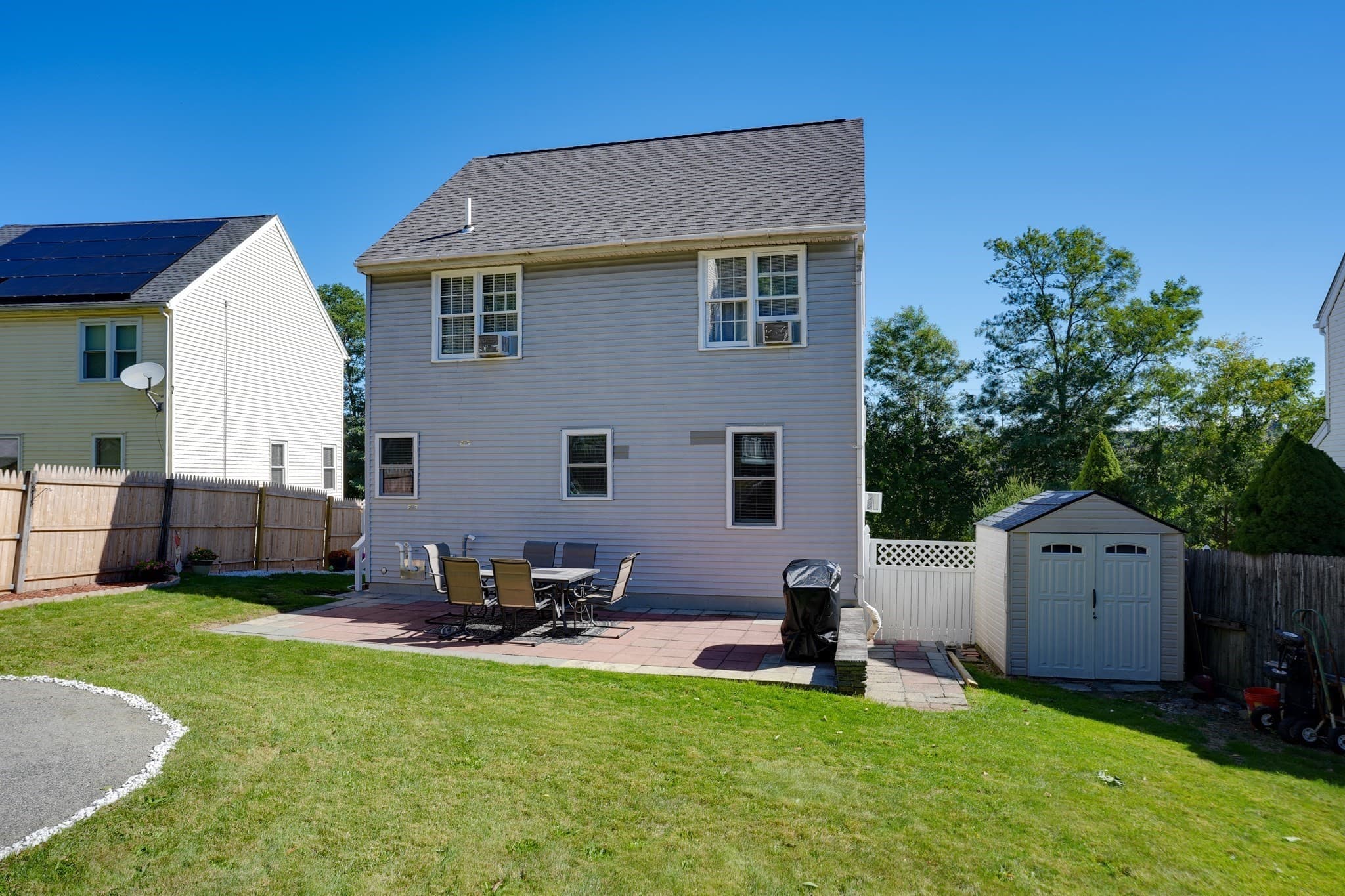 Single Family Residence at 22 Byron St, Worcester MA 01605, Worcester, photo 23 of 33