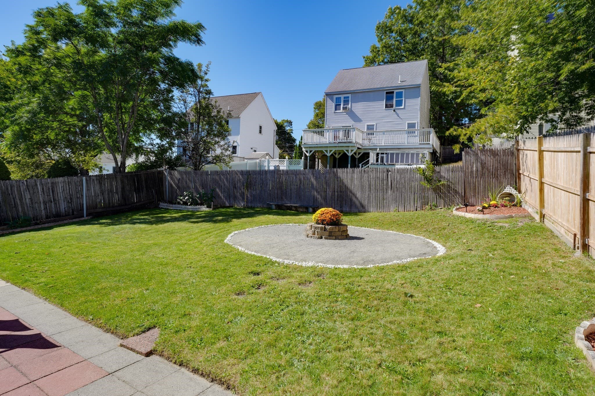 Single Family Residence at 22 Byron St, Worcester MA 01605, Worcester, photo 24 of 33