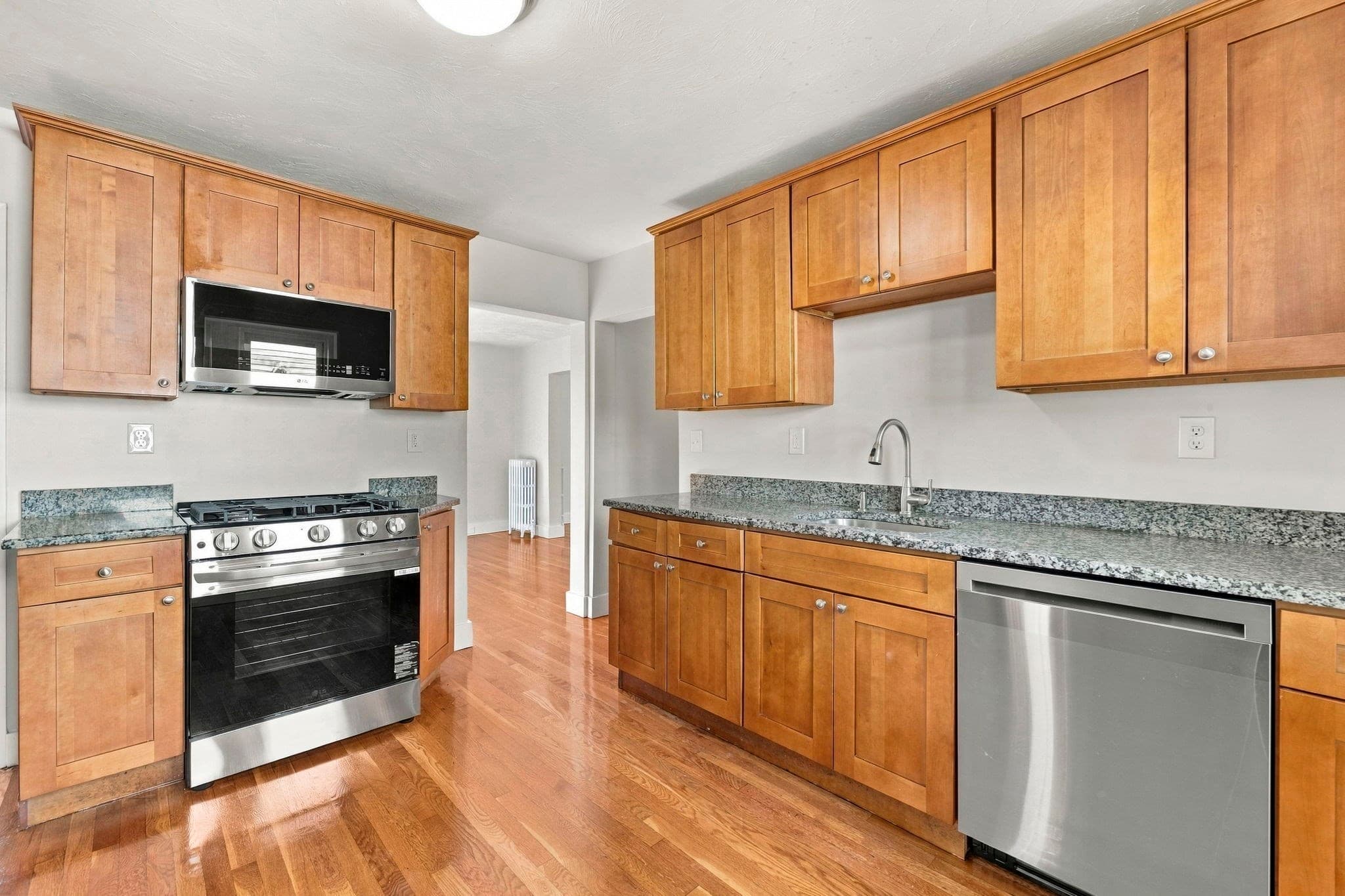 Multi Family at 59 Albion St, Everett MA 02149, Everett, photo 27 of 33