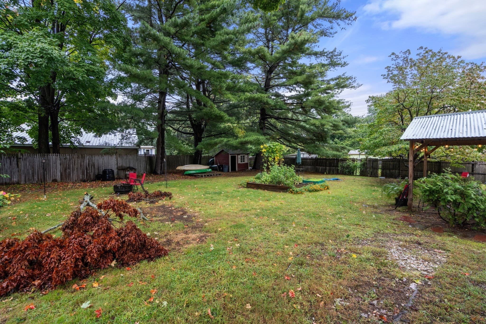 Single Family Residence at 43 Winsor St, Ludlow MA 01056, Ludlow, photo 8 of 40