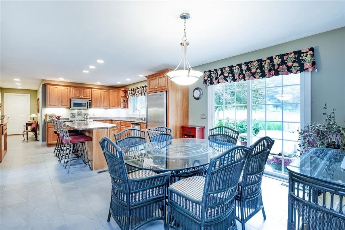 Single Family Residence at 5 Blais Farm Rd, Middleton MA 01949, Middleton, photo 15 of 41