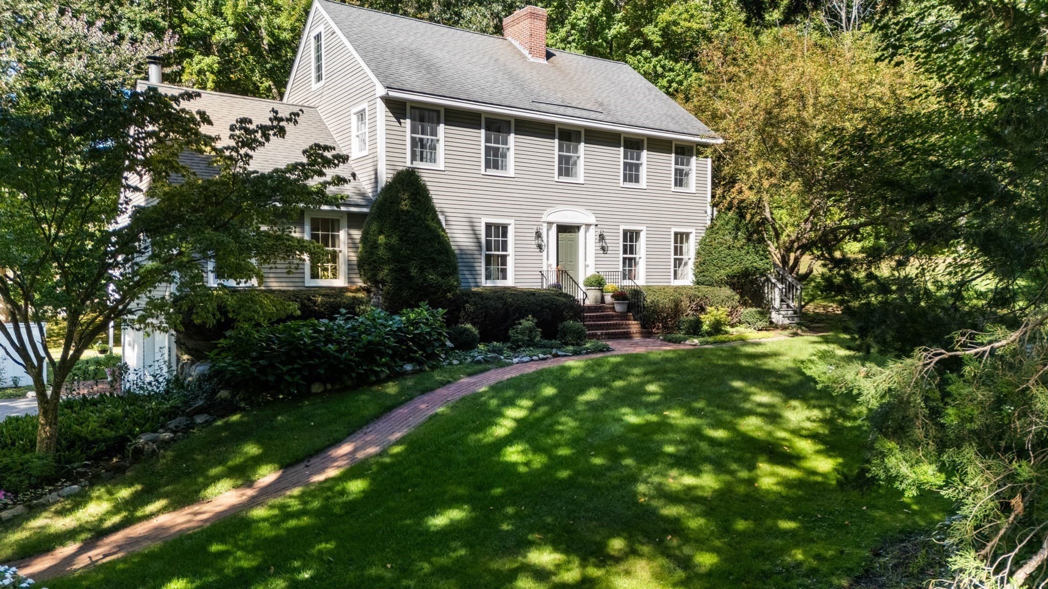 Single Family Residence at 45 Corinthian Dr, Salem NH 03079, Salem, photo 2 of 38