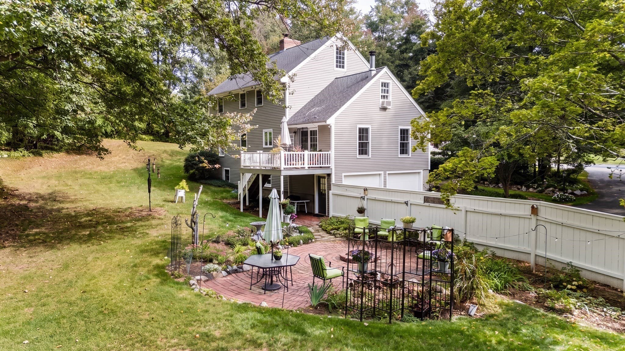 Single Family Residence at 45 Corinthian Dr, Salem NH 03079, Salem, photo 4 of 38