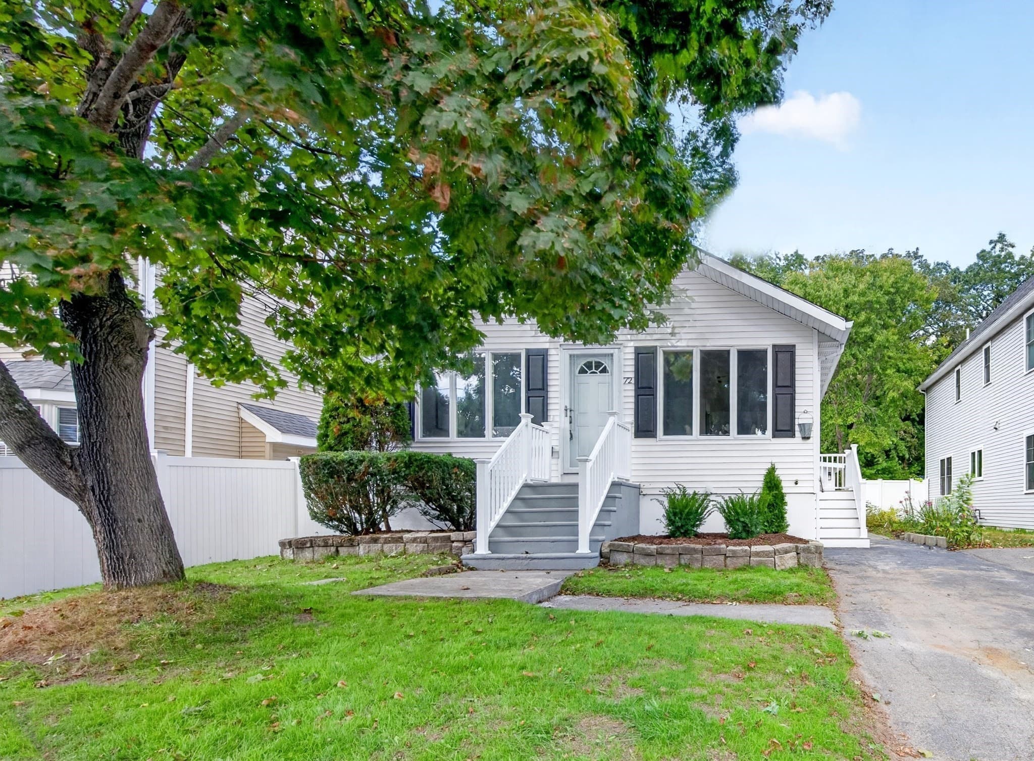 72 Arcadia Ave, Waltham MA 02452
