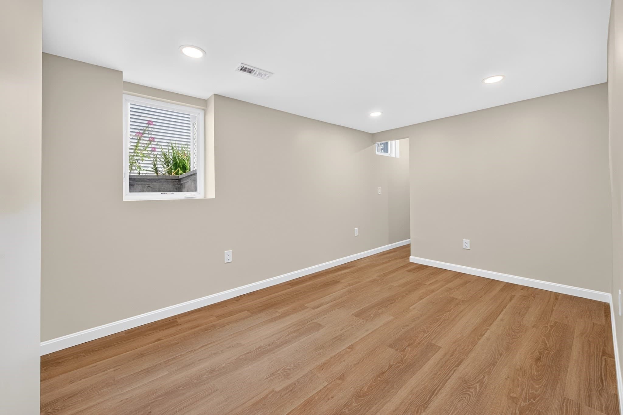 Single Family Residence at 72 Arcadia Ave, Waltham MA 02452, Waltham, photo 31 of 37