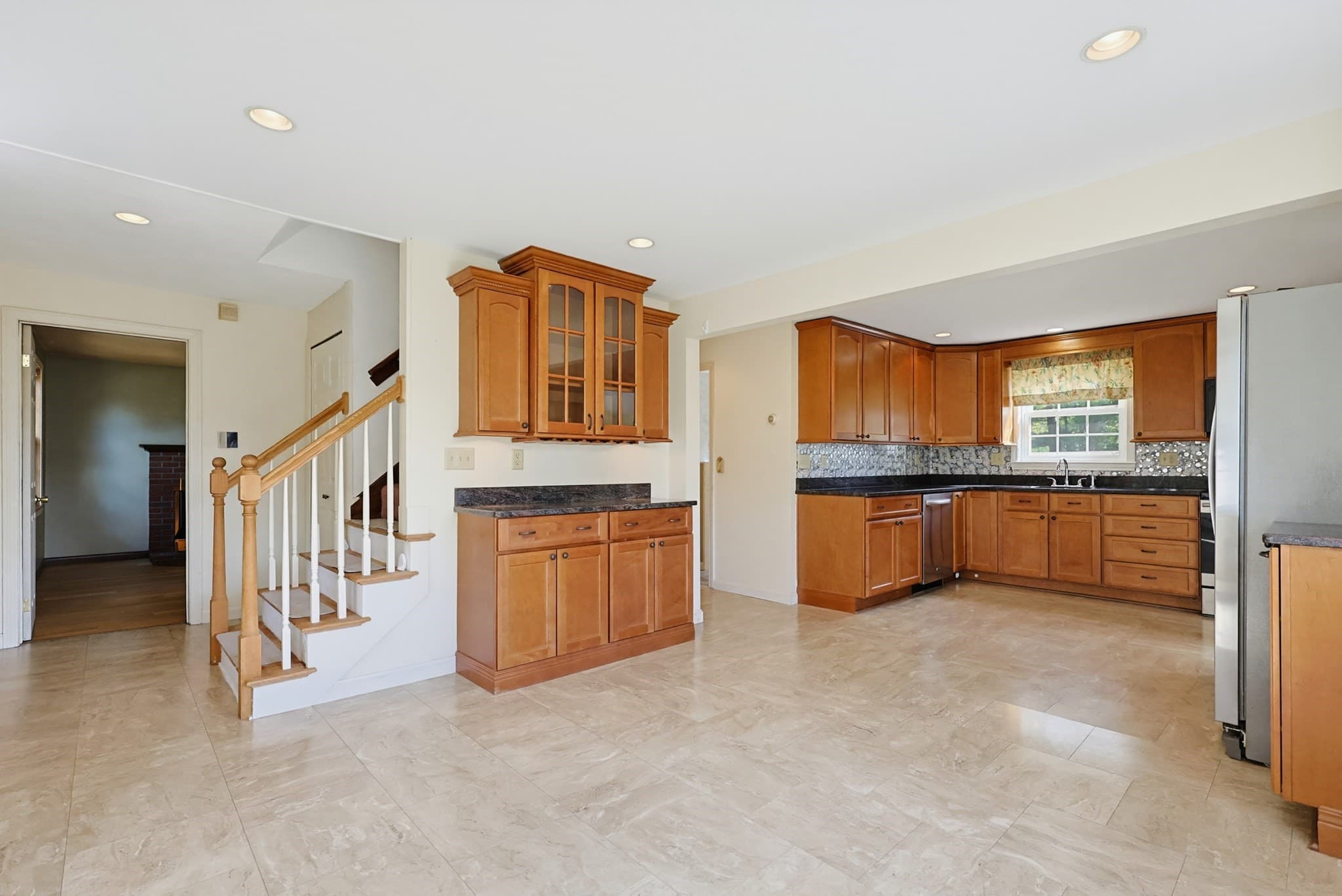 Single Family Residence at 88 Darren Dr., Brockton MA 02301, Brockton, photo 8 of 29