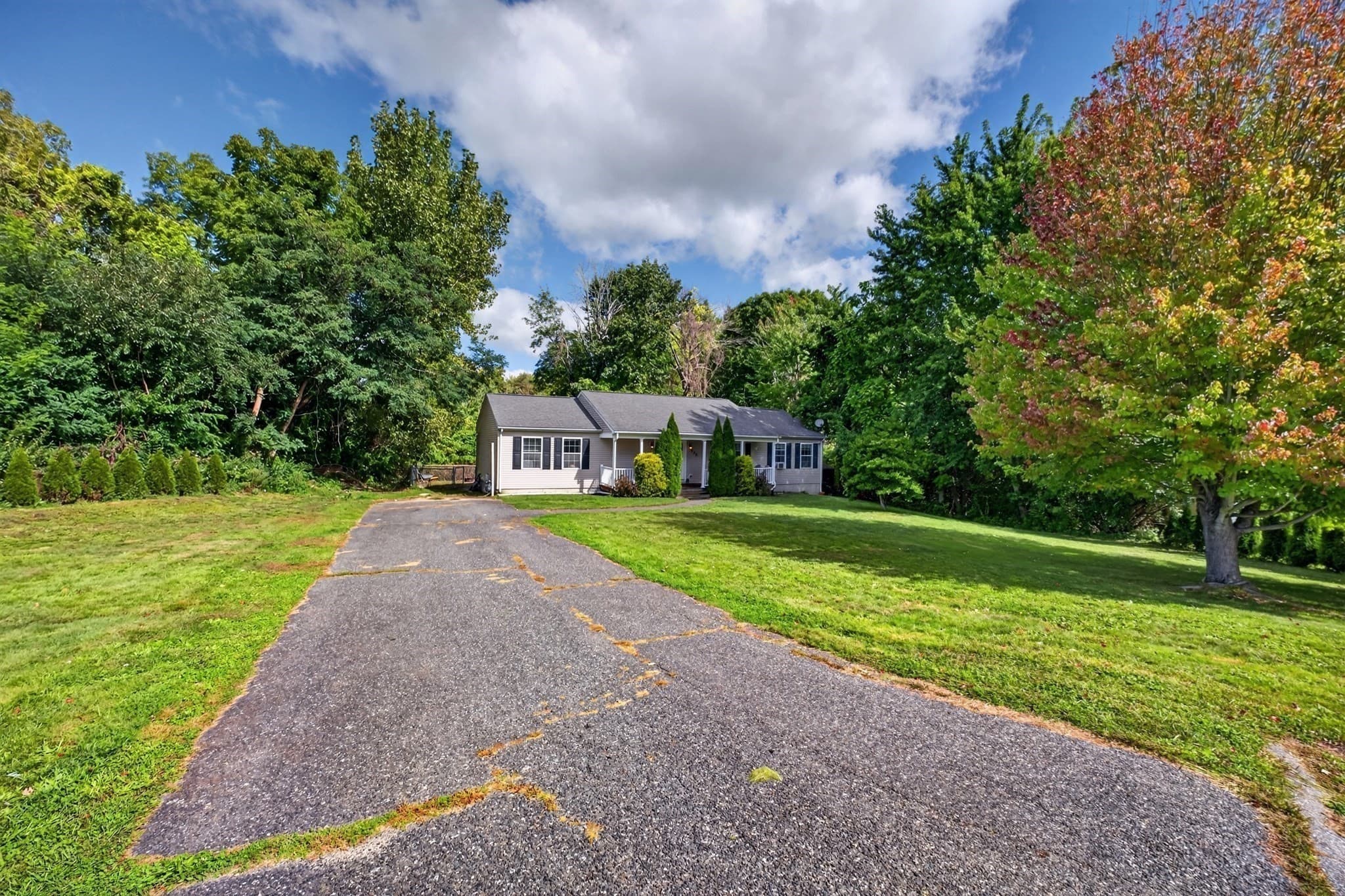 Single Family Residence at 550 South St, Somerset MA 02726, Somerset, photo 2 of 42