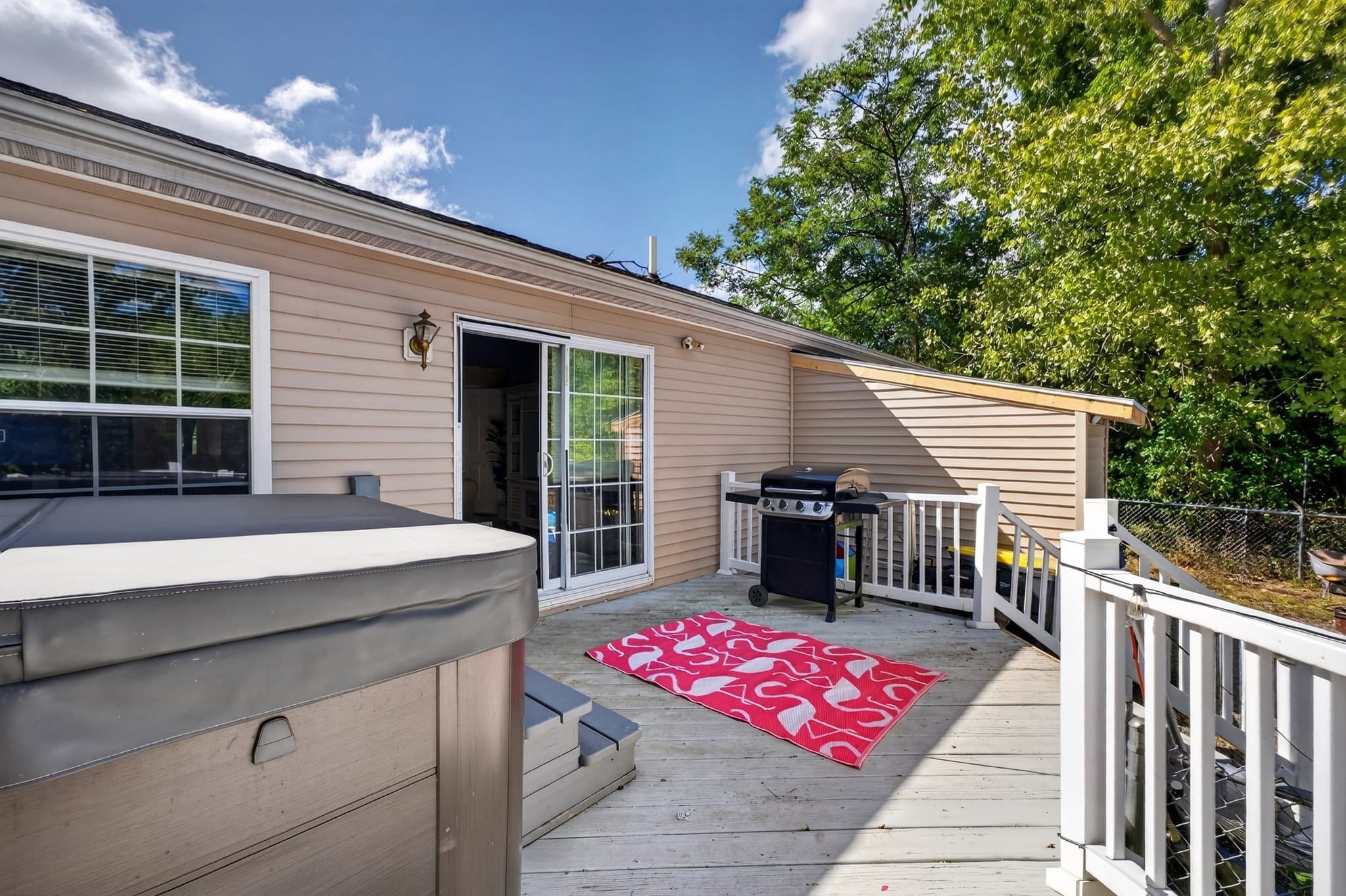 Single Family Residence at 550 South St, Somerset MA 02726, Somerset, photo 6 of 42