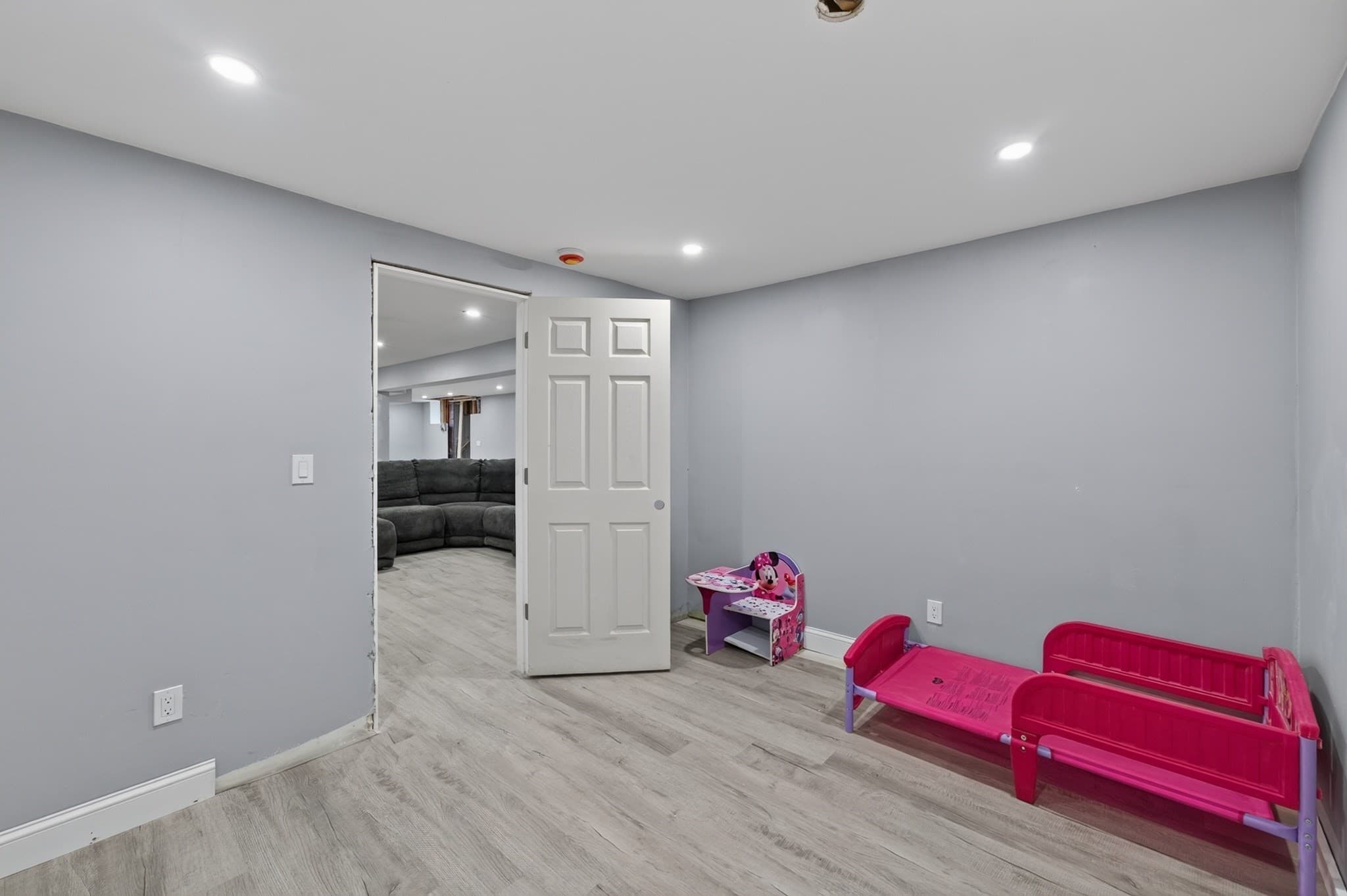Single Family Residence at 550 South St, Somerset MA 02726, Somerset, photo 28 of 42