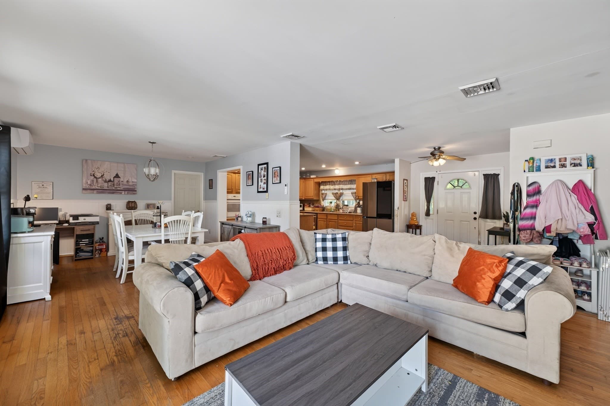 Single Family Residence at 550 South St, Somerset MA 02726, Somerset, photo 14 of 42