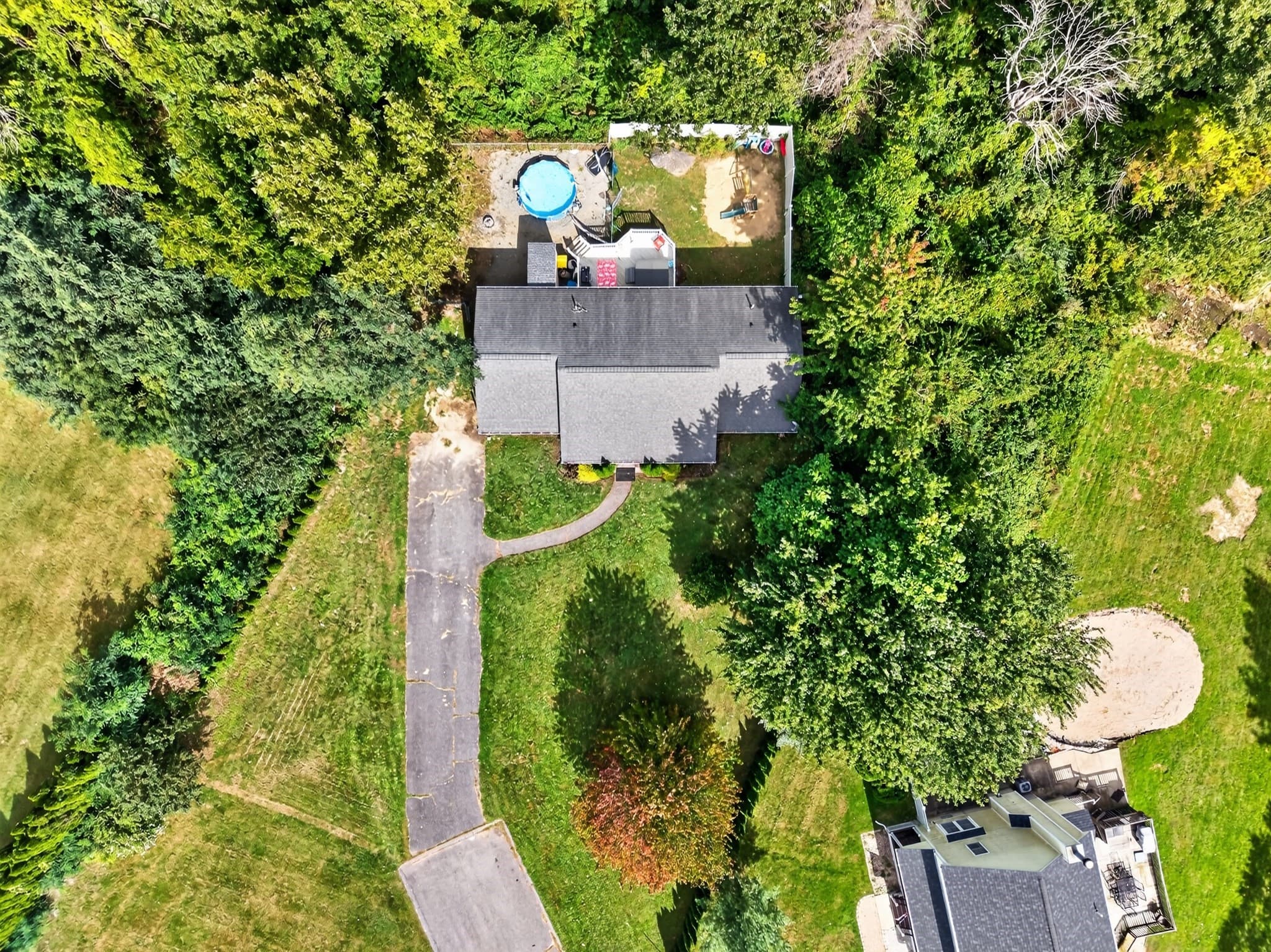 Single Family Residence at 550 South St, Somerset MA 02726, Somerset, photo 41 of 42