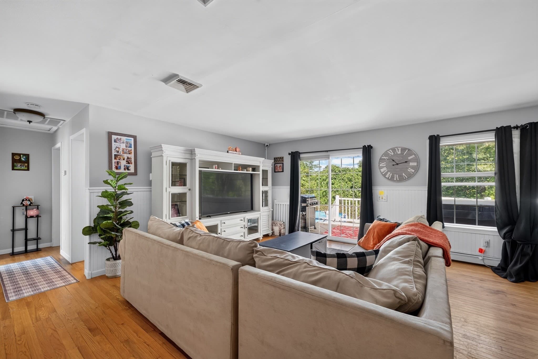 Single Family Residence at 550 South St, Somerset MA 02726, Somerset, photo 15 of 42