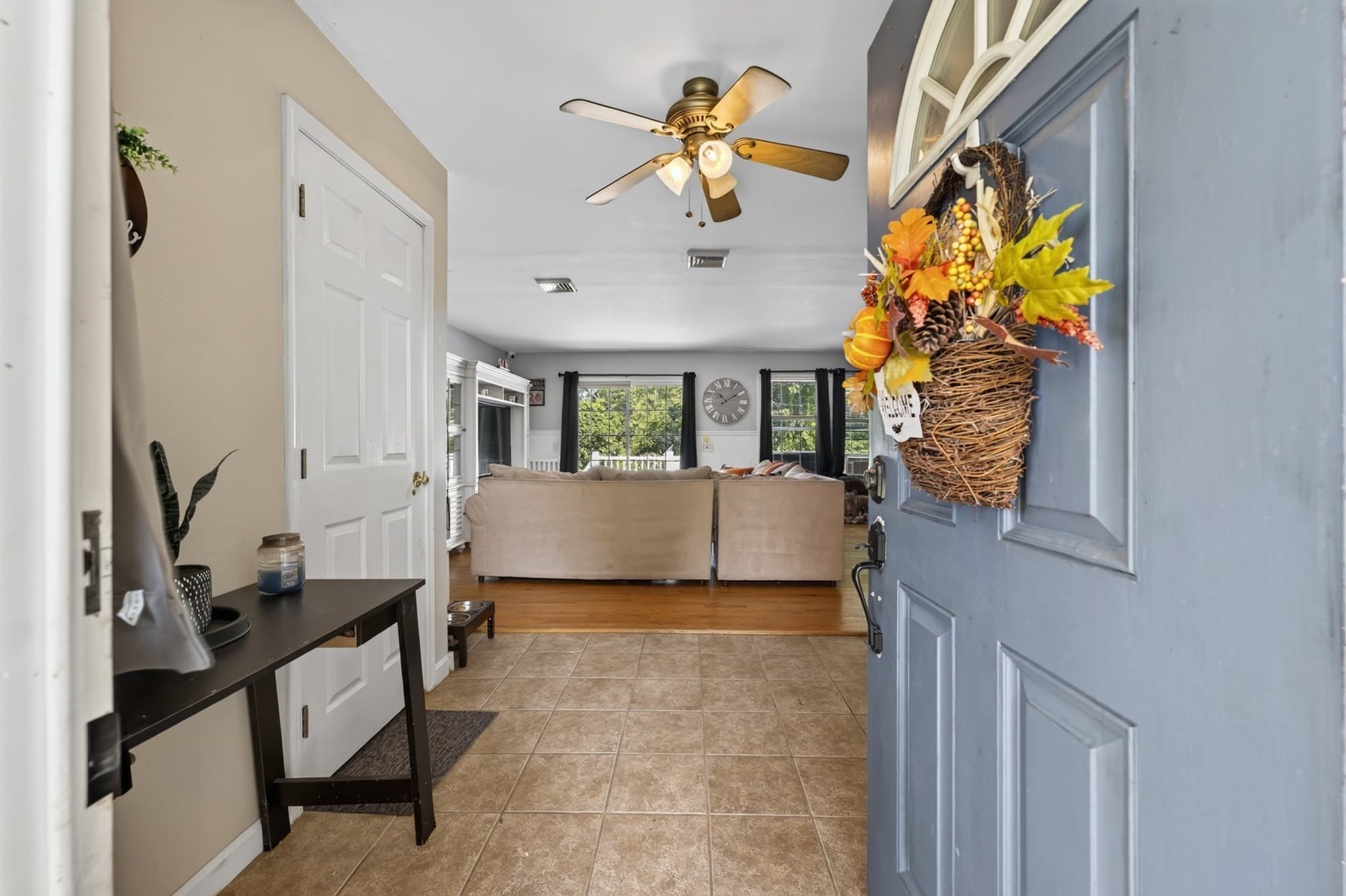 Single Family Residence at 550 South St, Somerset MA 02726, Somerset, photo 8 of 42