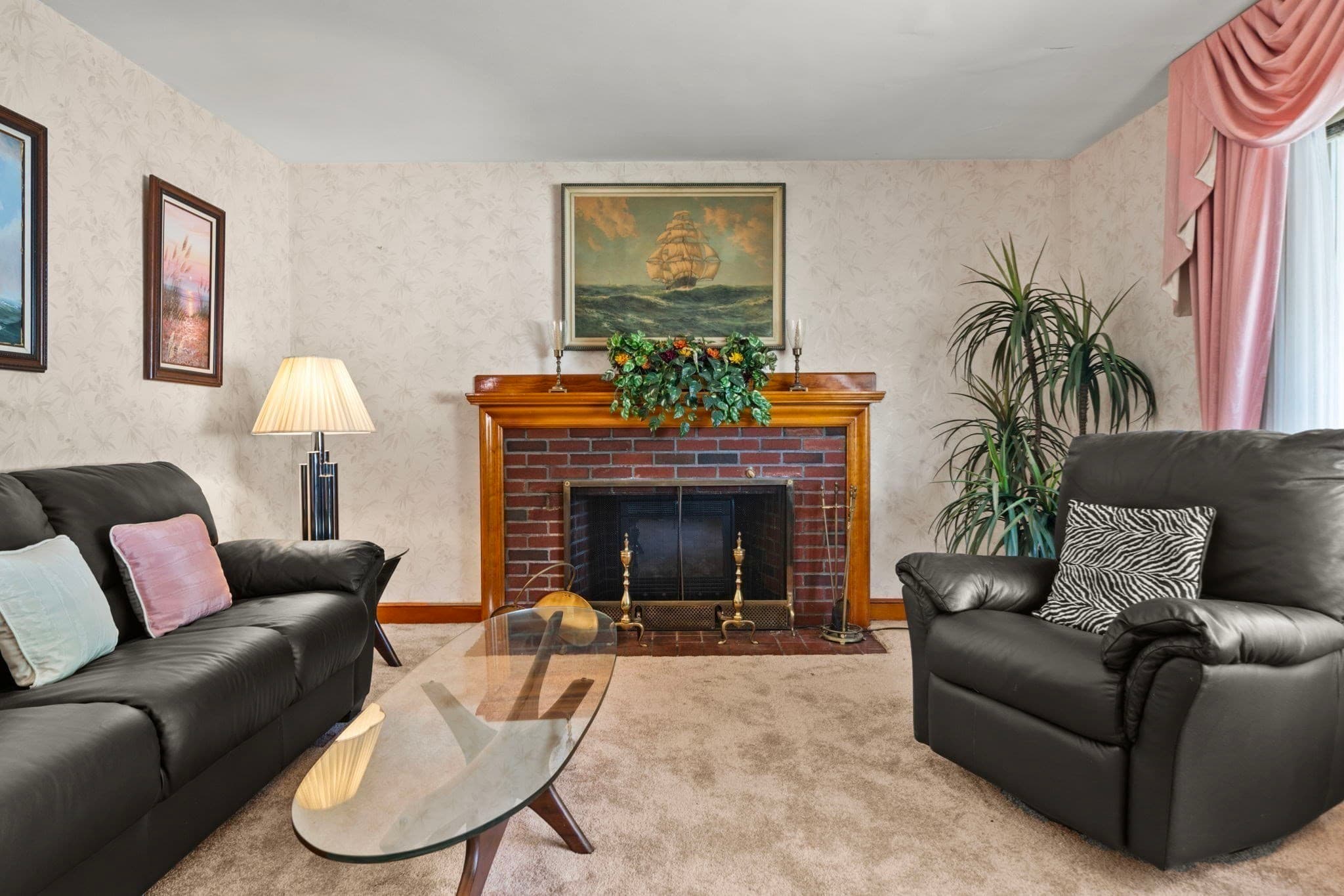 Single Family Residence at 38 Bonavesta St, Lynn MA 01905, Lynn, photo 6 of 30