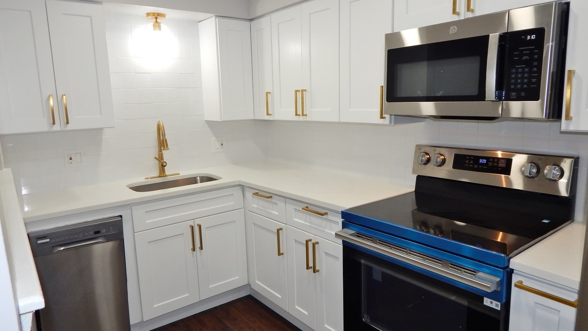 Condominium at 232 Canton St # 107, Randolph MA 02368, Randolph, photo 2 of 17