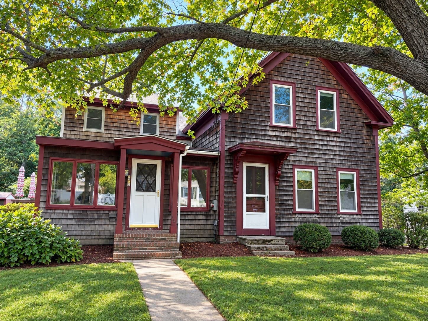 30 Cottage St, Medway MA 02053
