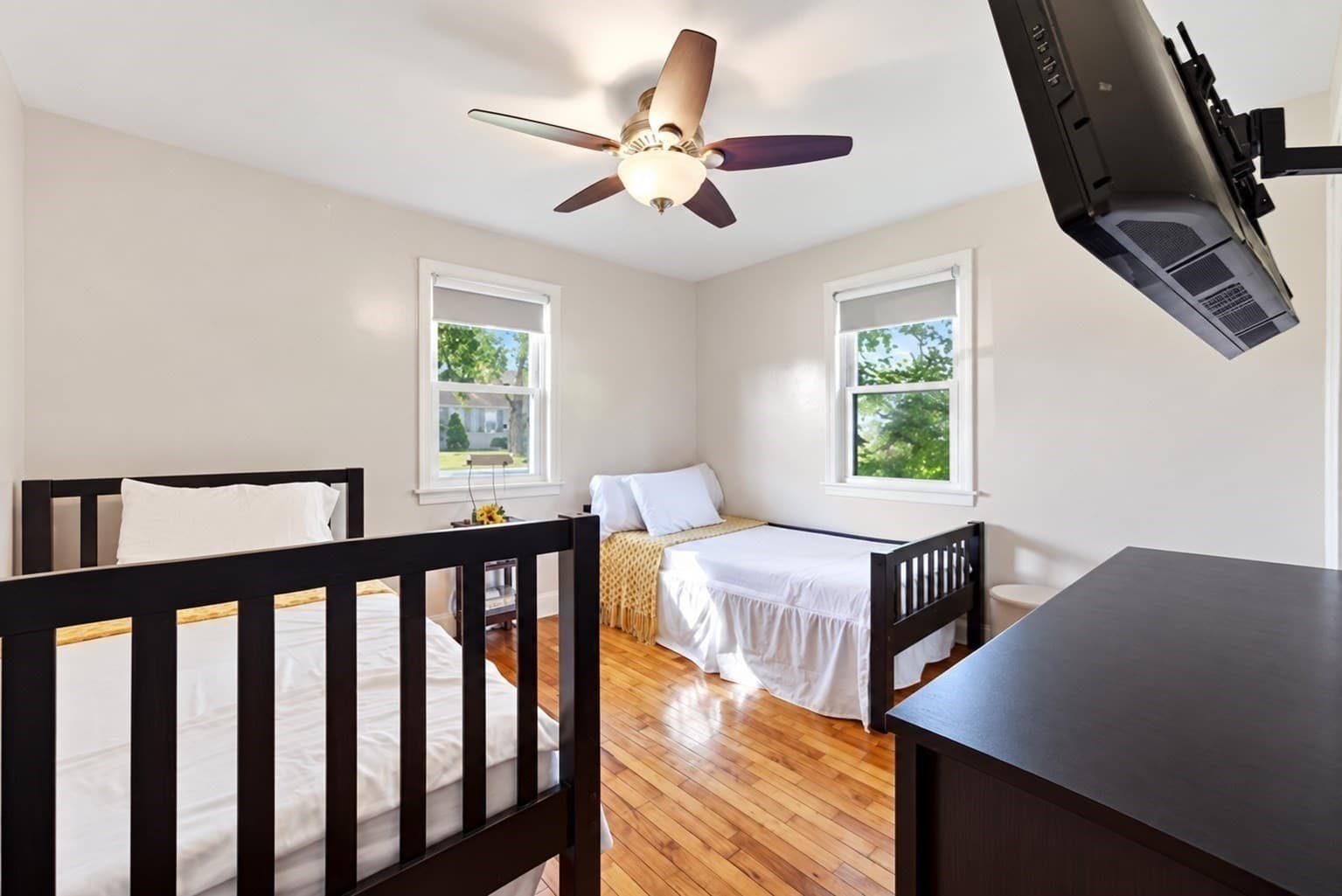 Single Family Residence at 68 Alhambra Cir N, Agawam MA 01001, Agawam, photo 17 of 39