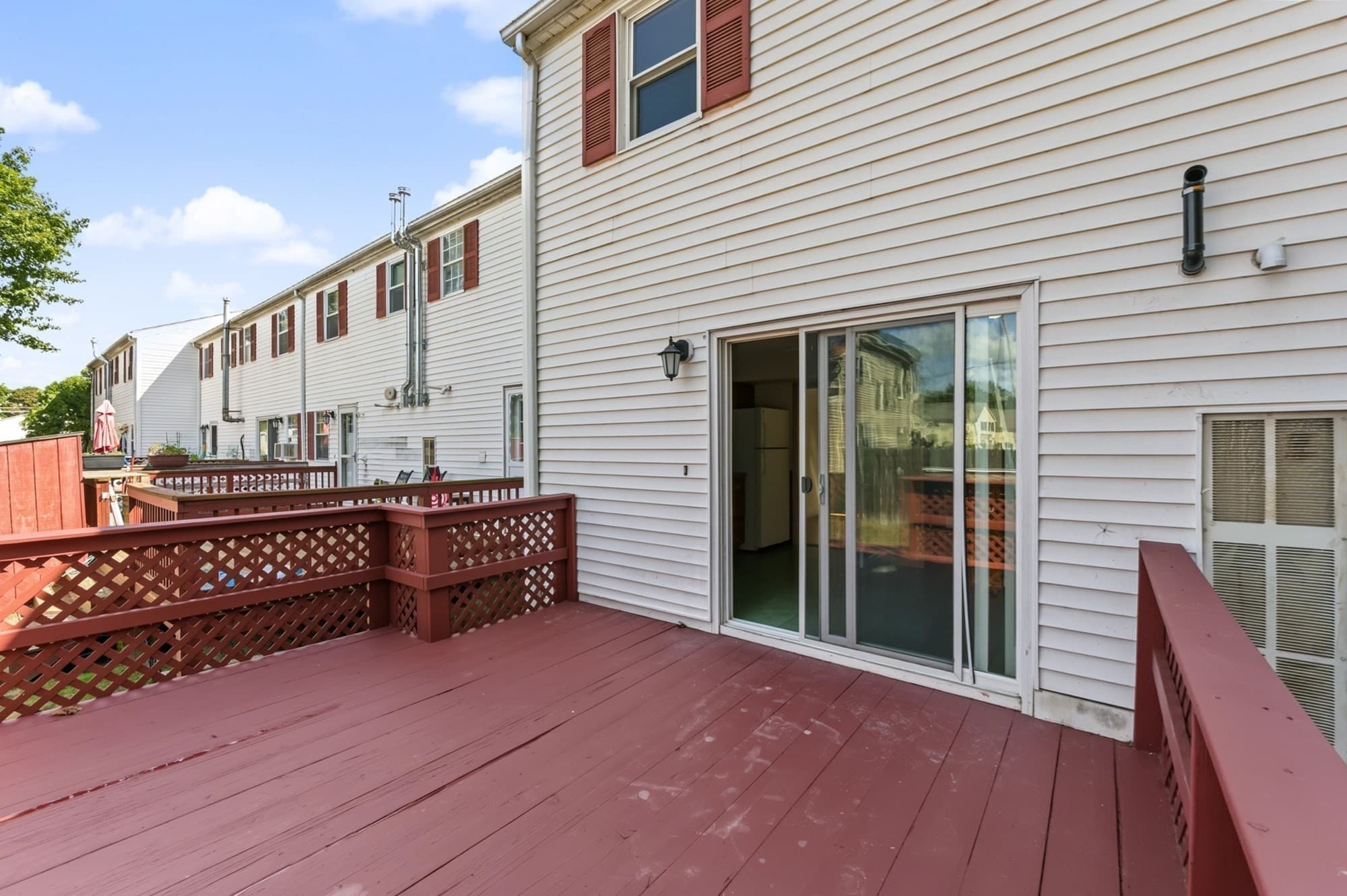 Condominium at 79 Arnold Ave # 79, Lowell MA 01852, Lowell, photo 27 of 33