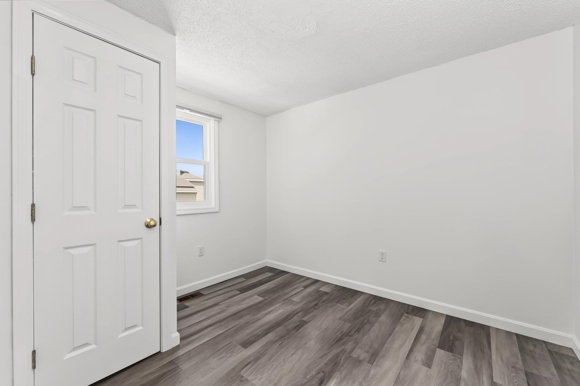 Condominium at 79 Arnold Ave # 79, Lowell MA 01852, Lowell, photo 19 of 33