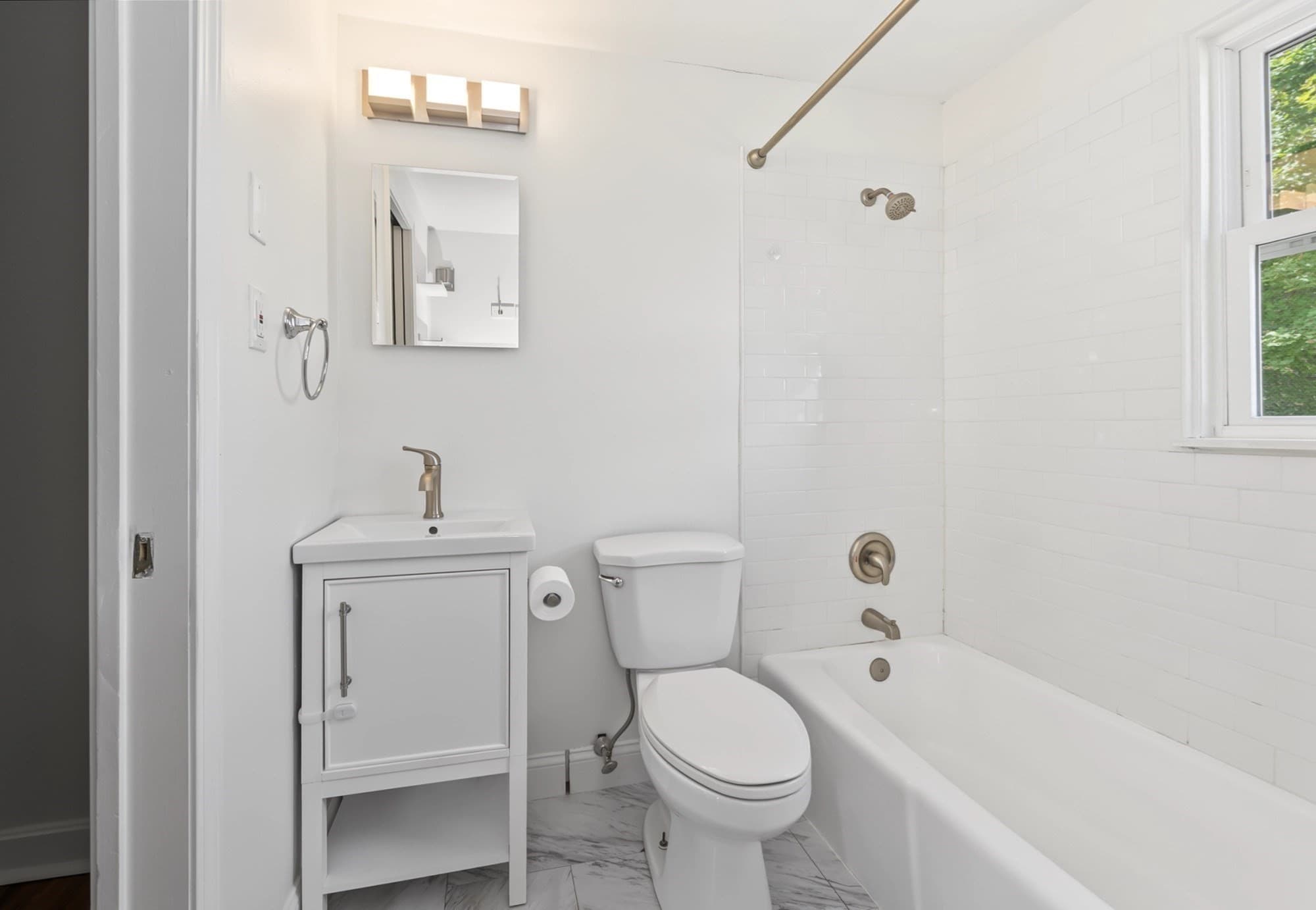 Condominium at 79 Arnold Ave # 79, Lowell MA 01852, Lowell, photo 21 of 33