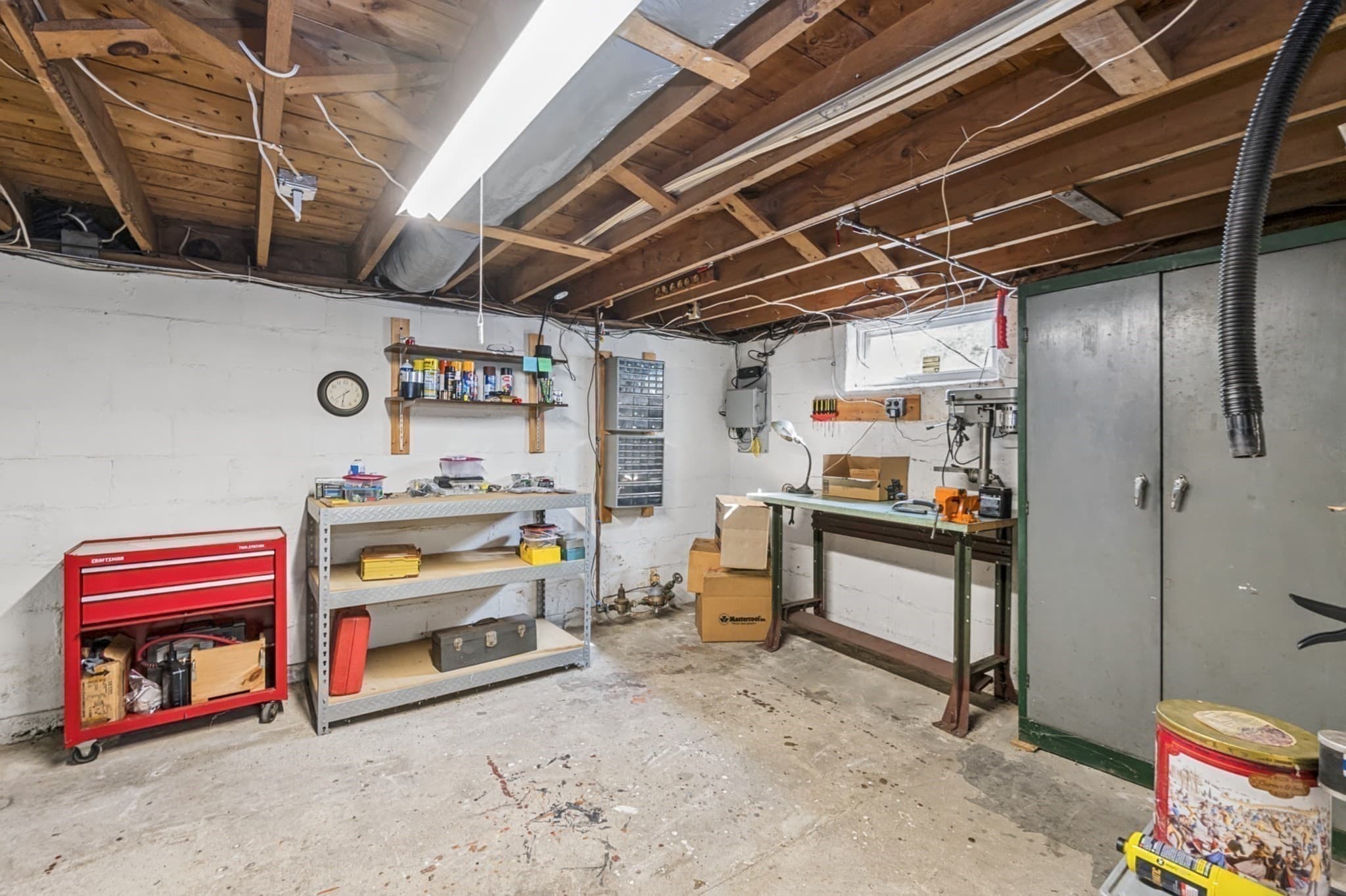 Single Family Residence at 4 Amos St, Tewksbury MA 01876, Tewksbury, photo 32 of 42
