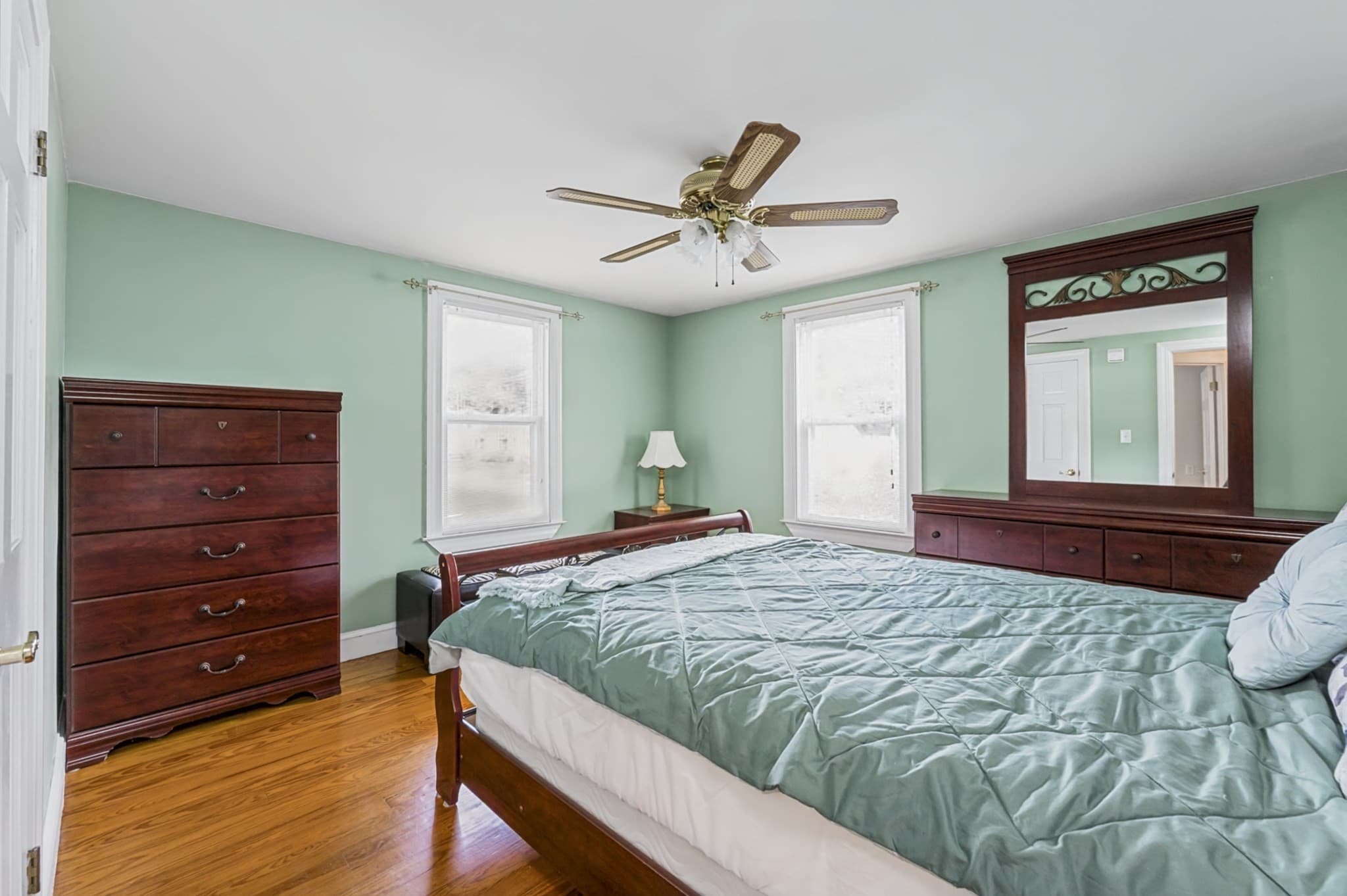 Single Family Residence at 4 Amos St, Tewksbury MA 01876, Tewksbury, photo 15 of 42