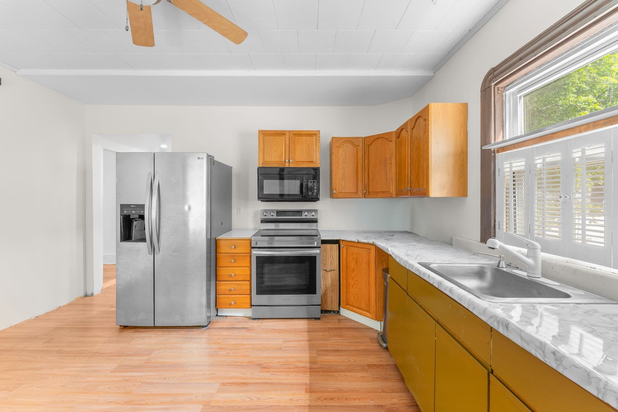 Single Family Residence at 3 Huntington Pl, Brockton MA 02301, Brockton, photo 17 of 31