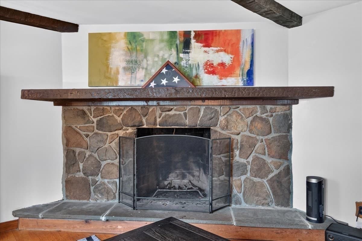 Single Family Residence at 29 Beeden Rd, Westport MA 02790, photo 13 of 42
