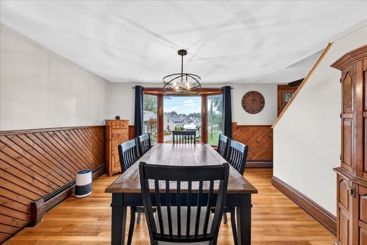 Single Family Residence at 29 Beeden Rd, Westport MA 02790, photo 9 of 42