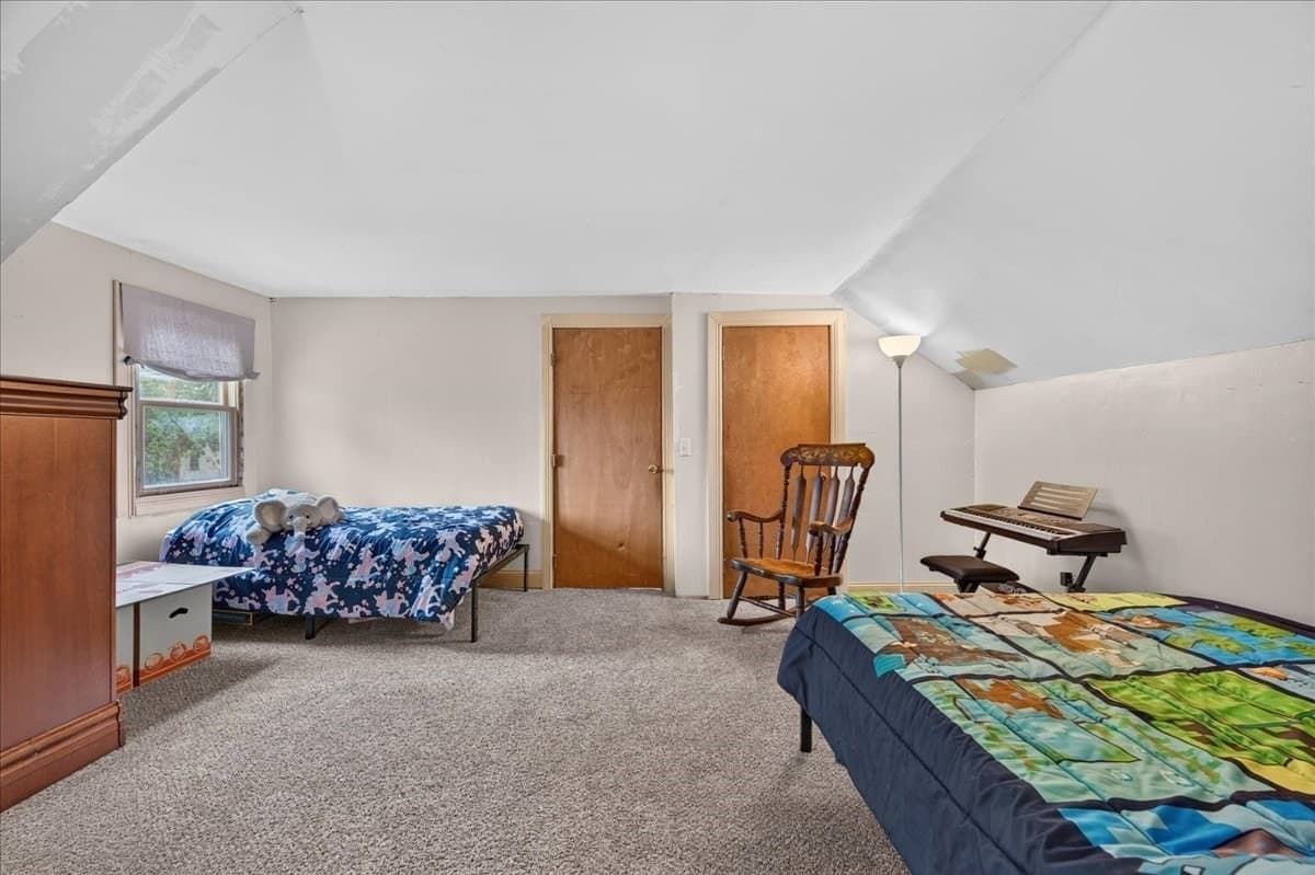 Single Family Residence at 29 Beeden Rd, Westport MA 02790, photo 21 of 42