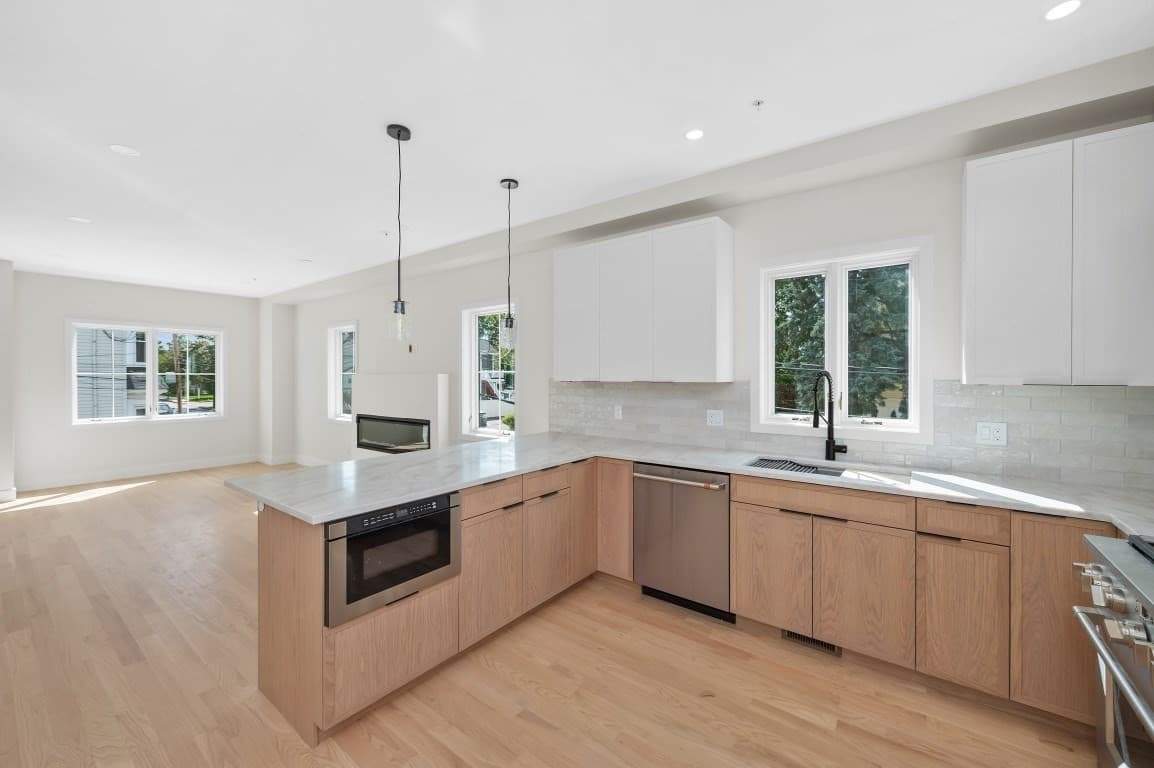 Condominium at 66 Orange Street # 1, Waltham MA 02453, Waltham, photo 6 of 29