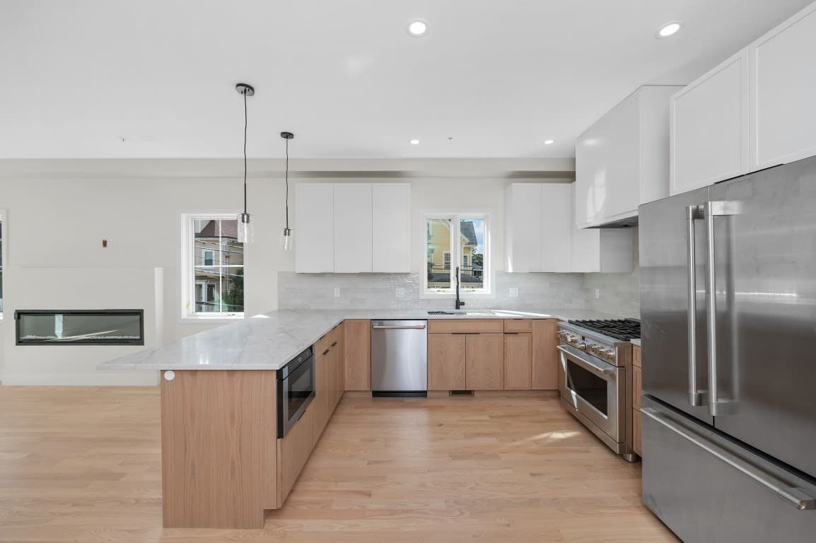 Condominium at 66 Orange Street # 1, Waltham MA 02453, Waltham, photo 7 of 29