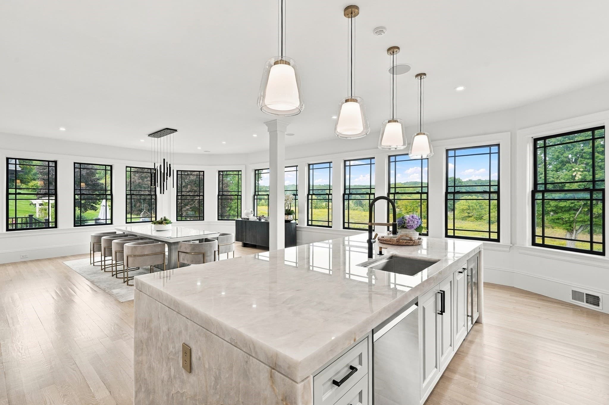 Single Family Residence at 3 Wyndemere Dr, Southborough MA 01772, Southborough, photo 12 of 42