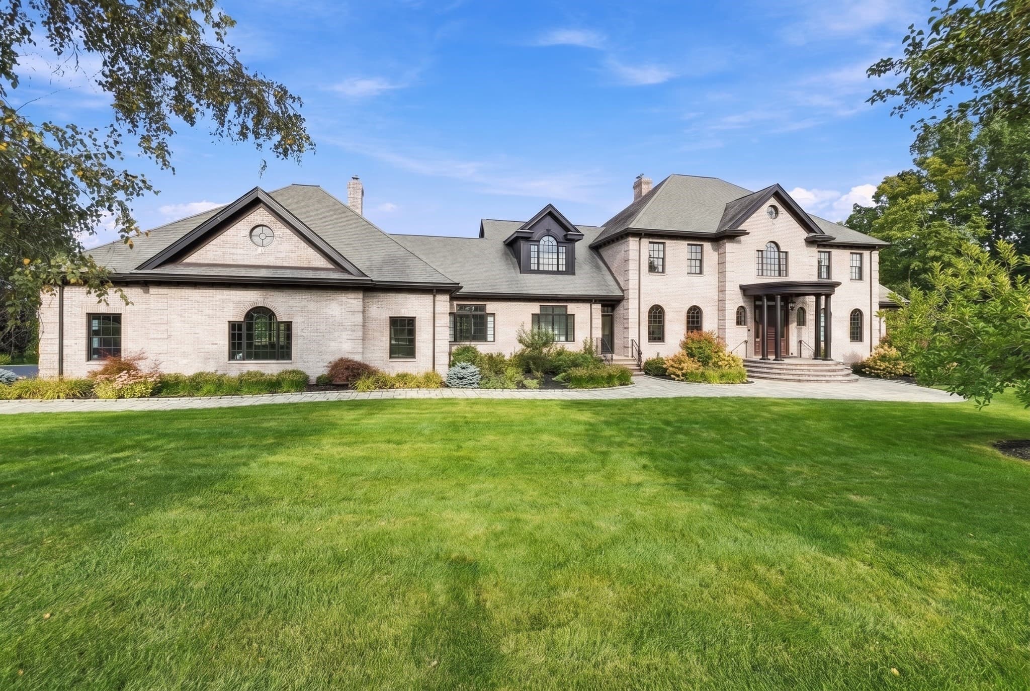 Single Family Residence at 3 Wyndemere Dr, Southborough MA 01772, Southborough, photo 41 of 42